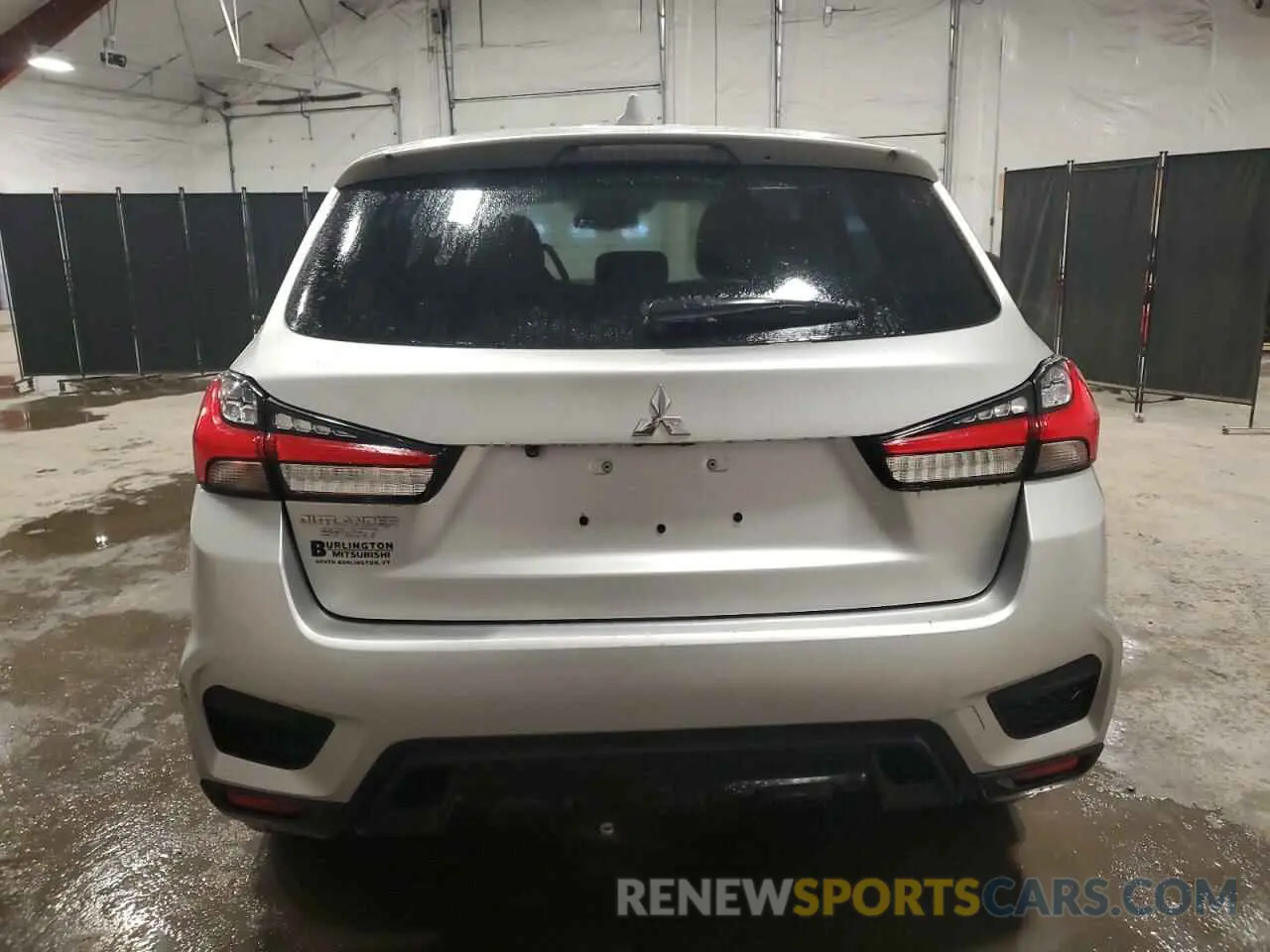 6 fotografías del automóvil dañado JA4APUAUXNU018587 MITSUBISHI OUTLANDER 2022