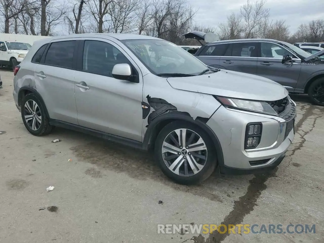 4 fotografías del automóvil dañado JA4APUAUXNU021196 MITSUBISHI OUTLANDER 2022