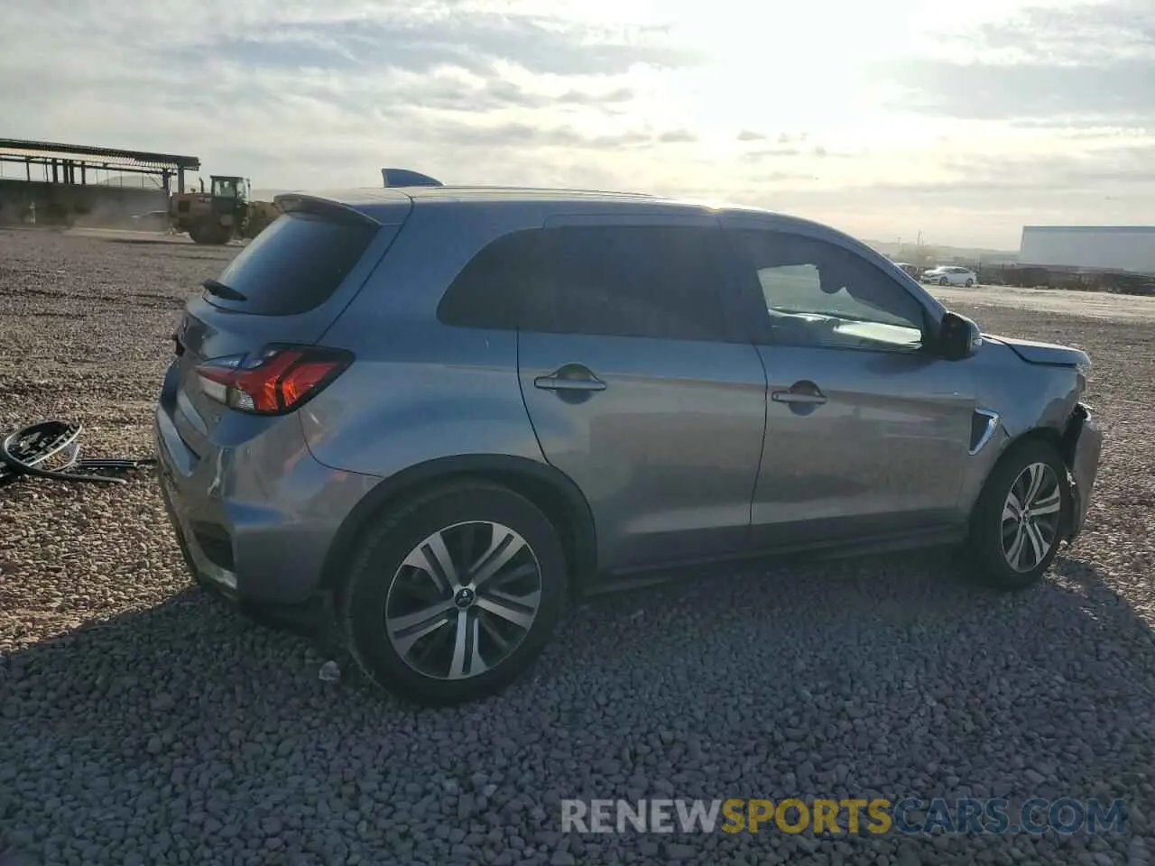 3 fotografías del automóvil dañado JA4APVAUXNU007952 MITSUBISHI OUTLANDER 2022
