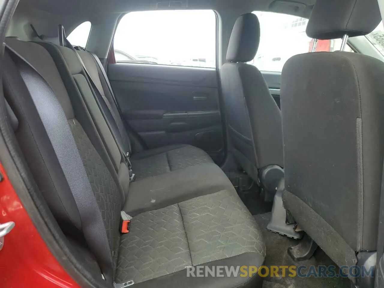 10 fotografías del automóvil dañado JA4ARUAU2NU021784 MITSUBISHI OUTLANDER 2022