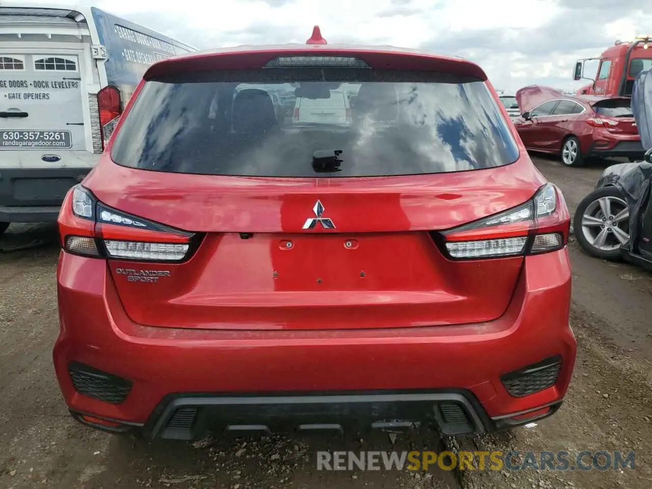 6 fotografías del automóvil dañado JA4ARUAU2NU021784 MITSUBISHI OUTLANDER 2022