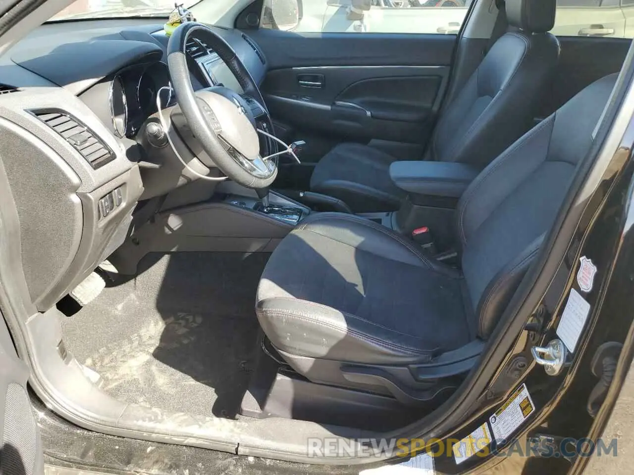 7 fotografías del automóvil dañado JA4ARUAU7NU003460 MITSUBISHI OUTLANDER 2022