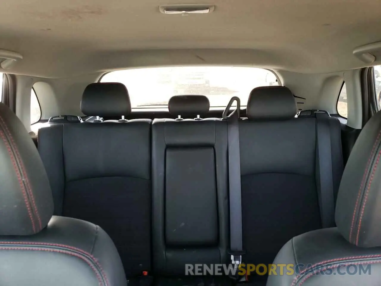 10 fotografías del automóvil dañado JA4ARUAU8NU014354 MITSUBISHI OUTLANDER 2022
