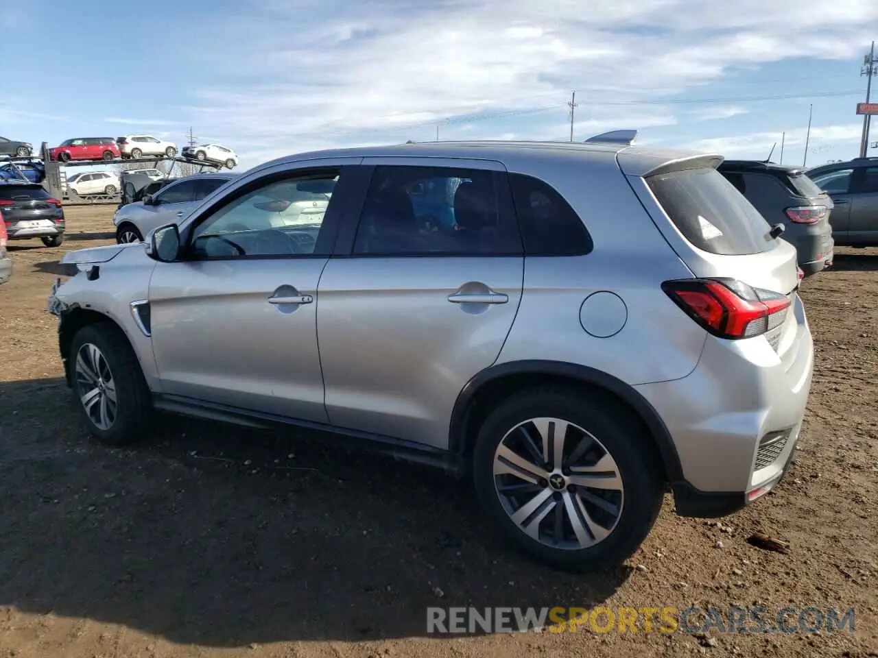 2 fotografías del automóvil dañado JA4ARUAU8NU014354 MITSUBISHI OUTLANDER 2022