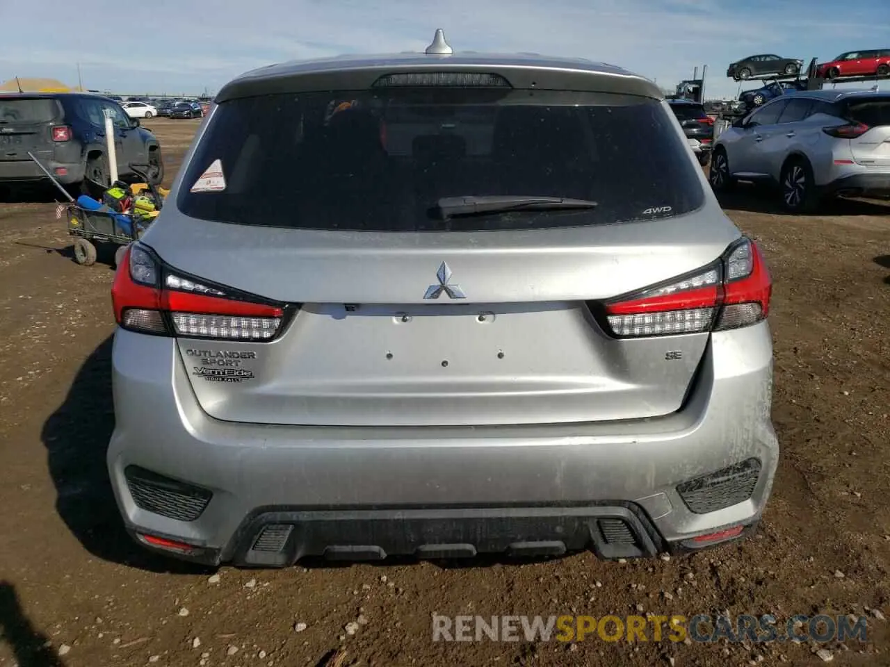 6 fotografías del automóvil dañado JA4ARUAU8NU014354 MITSUBISHI OUTLANDER 2022