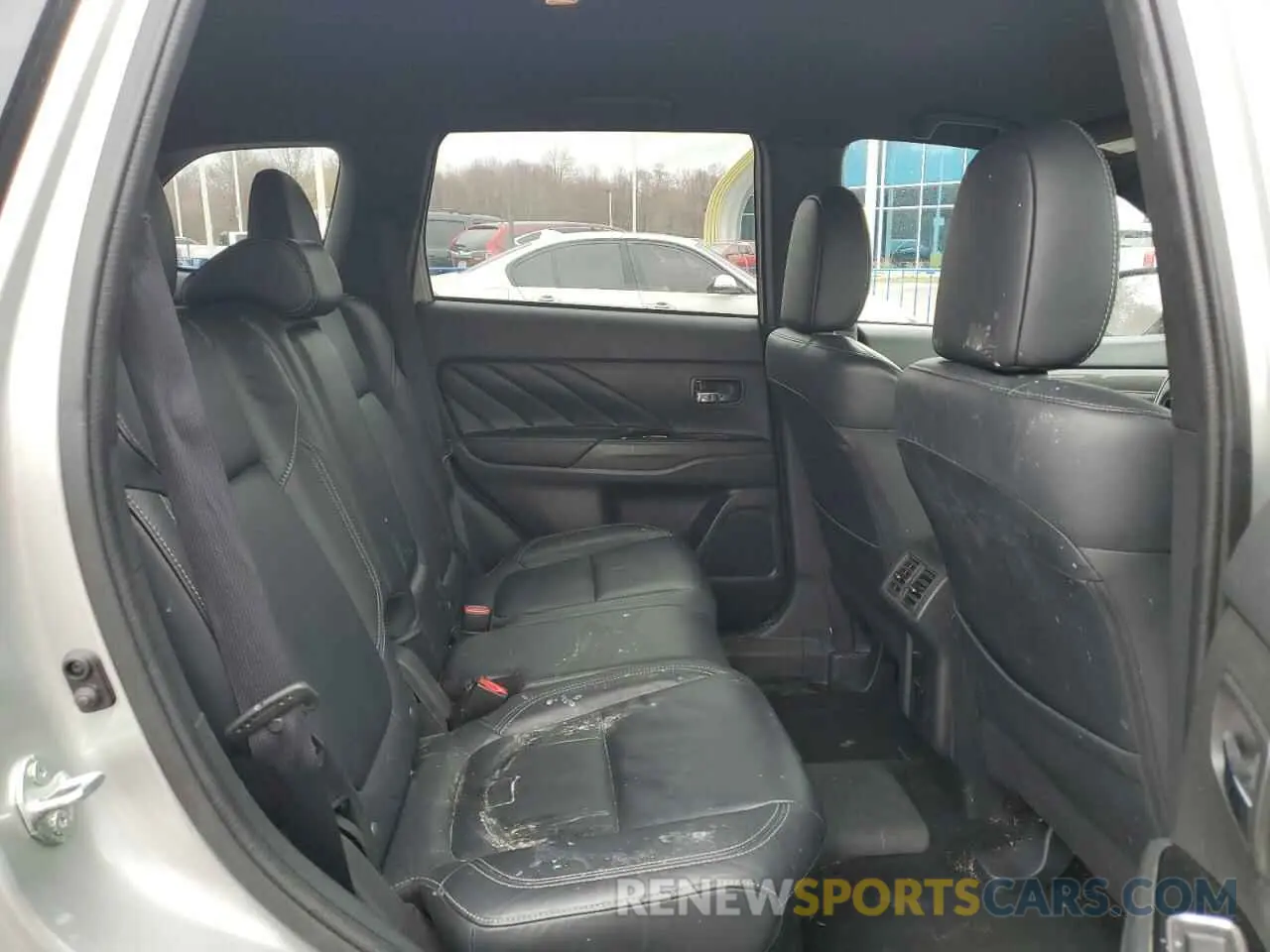 11 fotografías del automóvil dañado JA4J2VA76NZ064399 MITSUBISHI OUTLANDER 2022