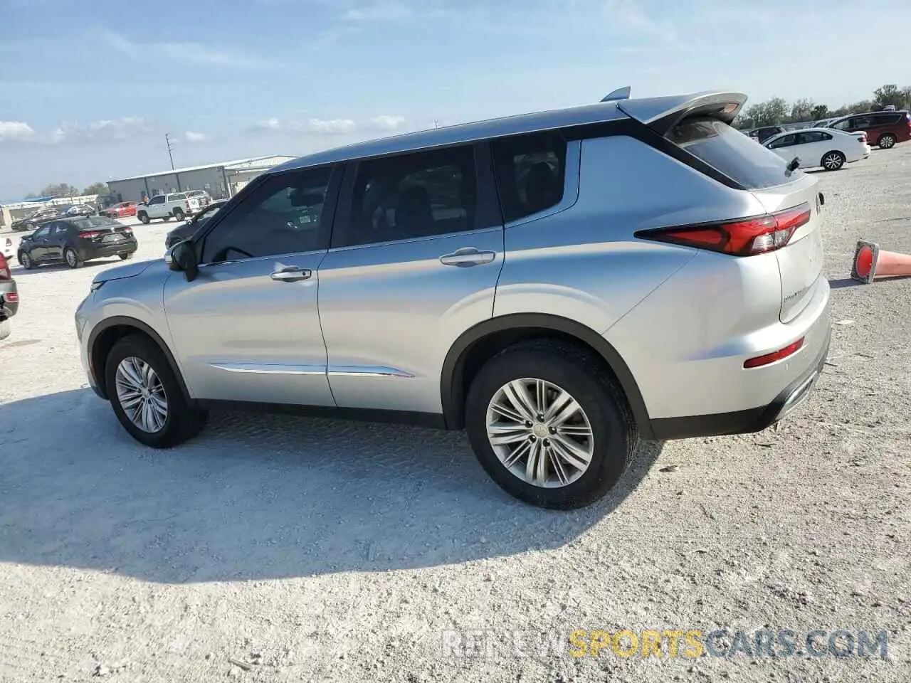 2 fotografías del automóvil dañado JA4J3TA80NZ033594 MITSUBISHI OUTLANDER 2022