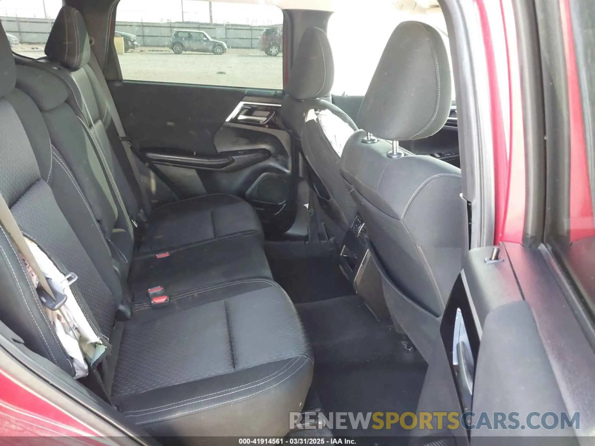 8 fotografías del automóvil dañado JA4J3TA83NZ020421 MITSUBISHI OUTLANDER 2022
