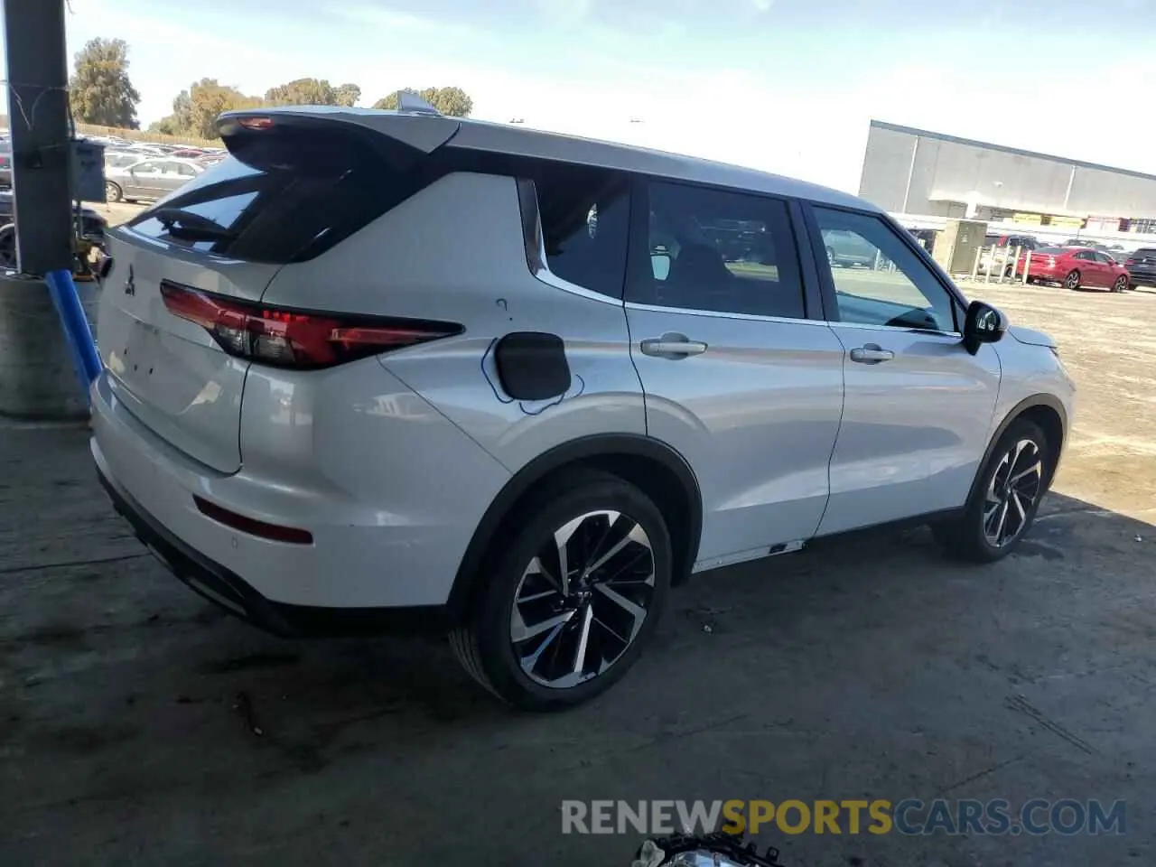 3 fotografías del automóvil dañado JA4J3TA83NZ026123 MITSUBISHI OUTLANDER 2022