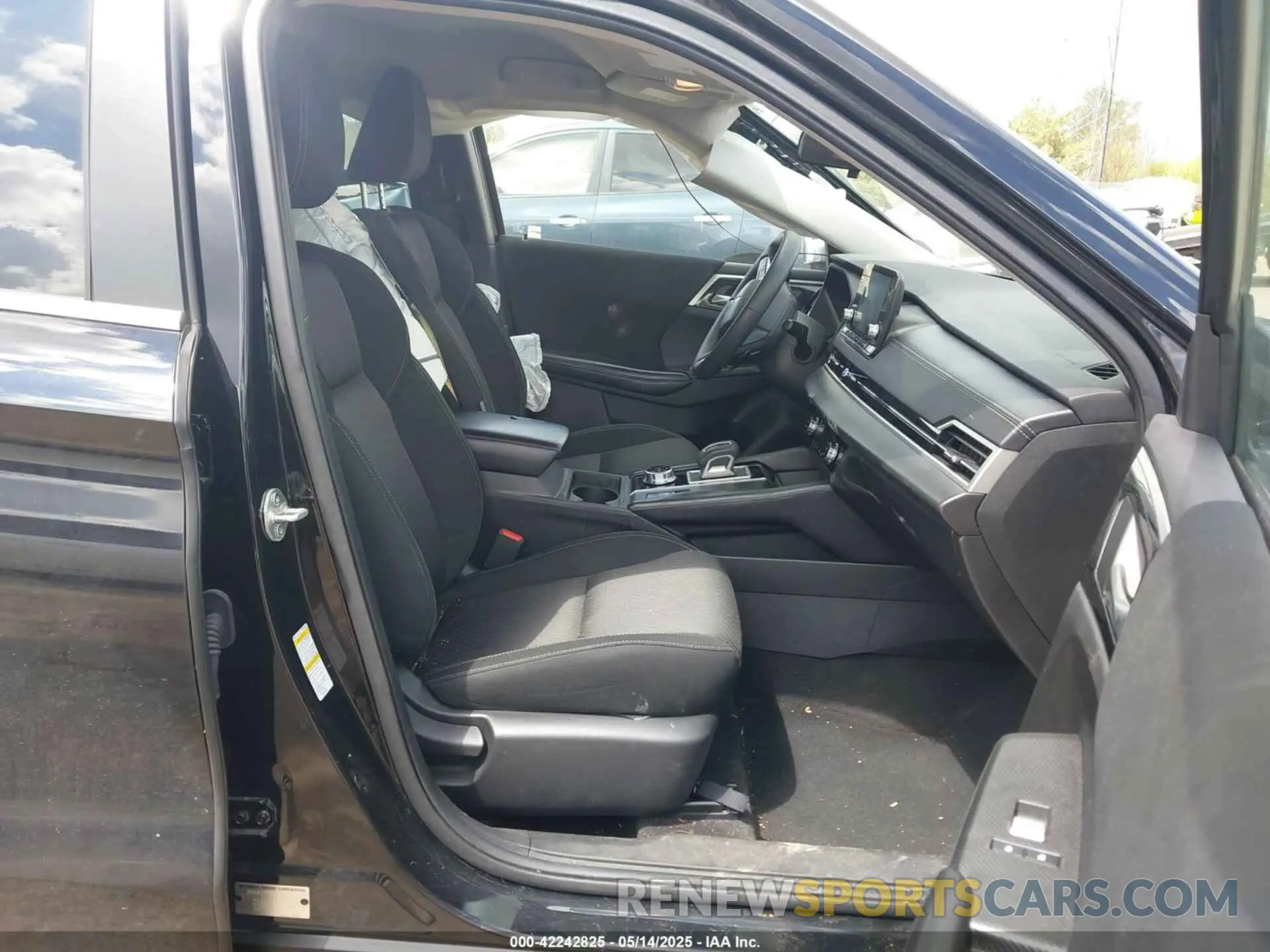 5 fotografías del automóvil dañado JA4J3TA83NZ063656 MITSUBISHI OUTLANDER 2022
