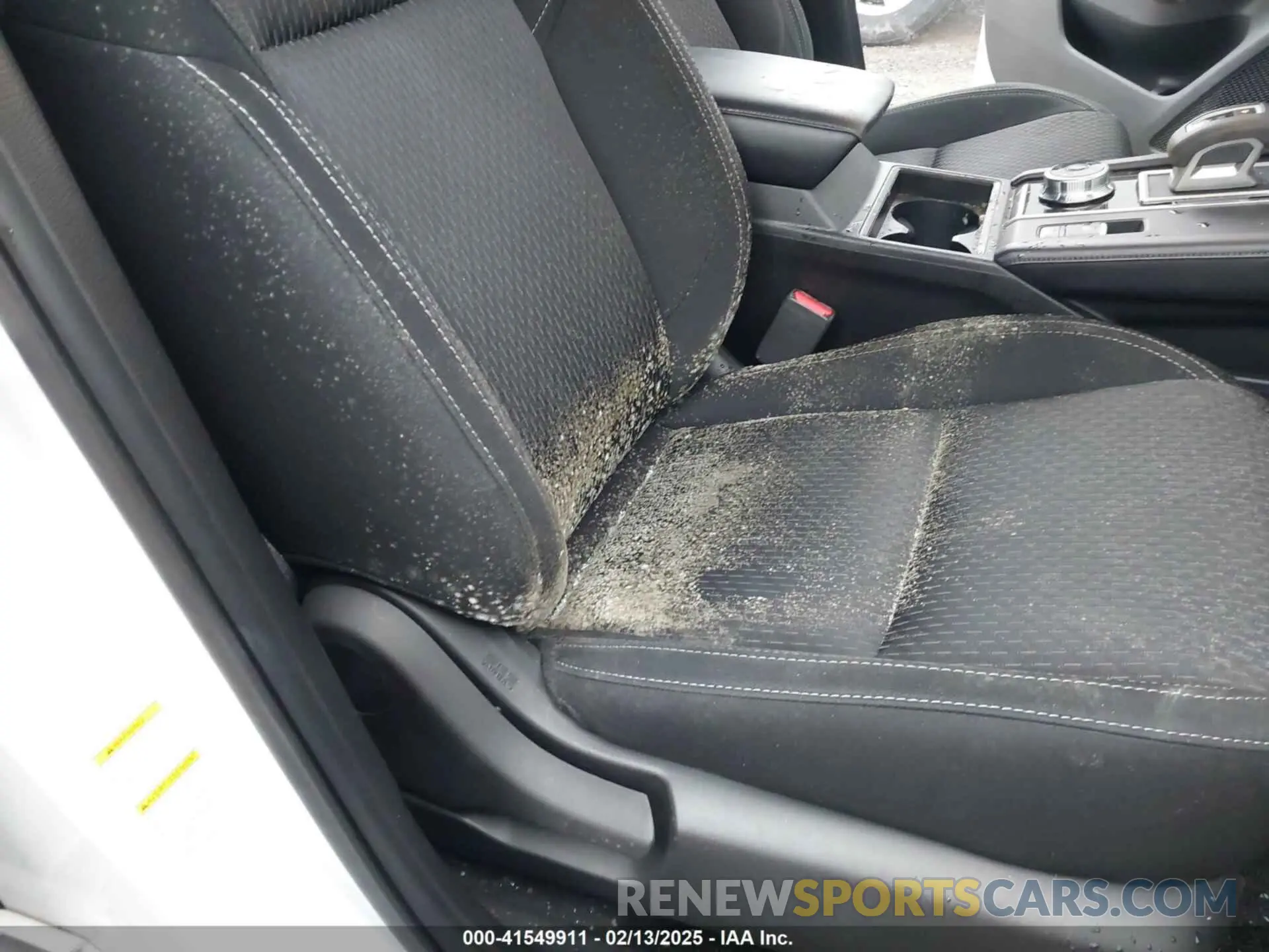 6 fotografías del automóvil dañado JA4J3TA84NZ014725 MITSUBISHI OUTLANDER 2022