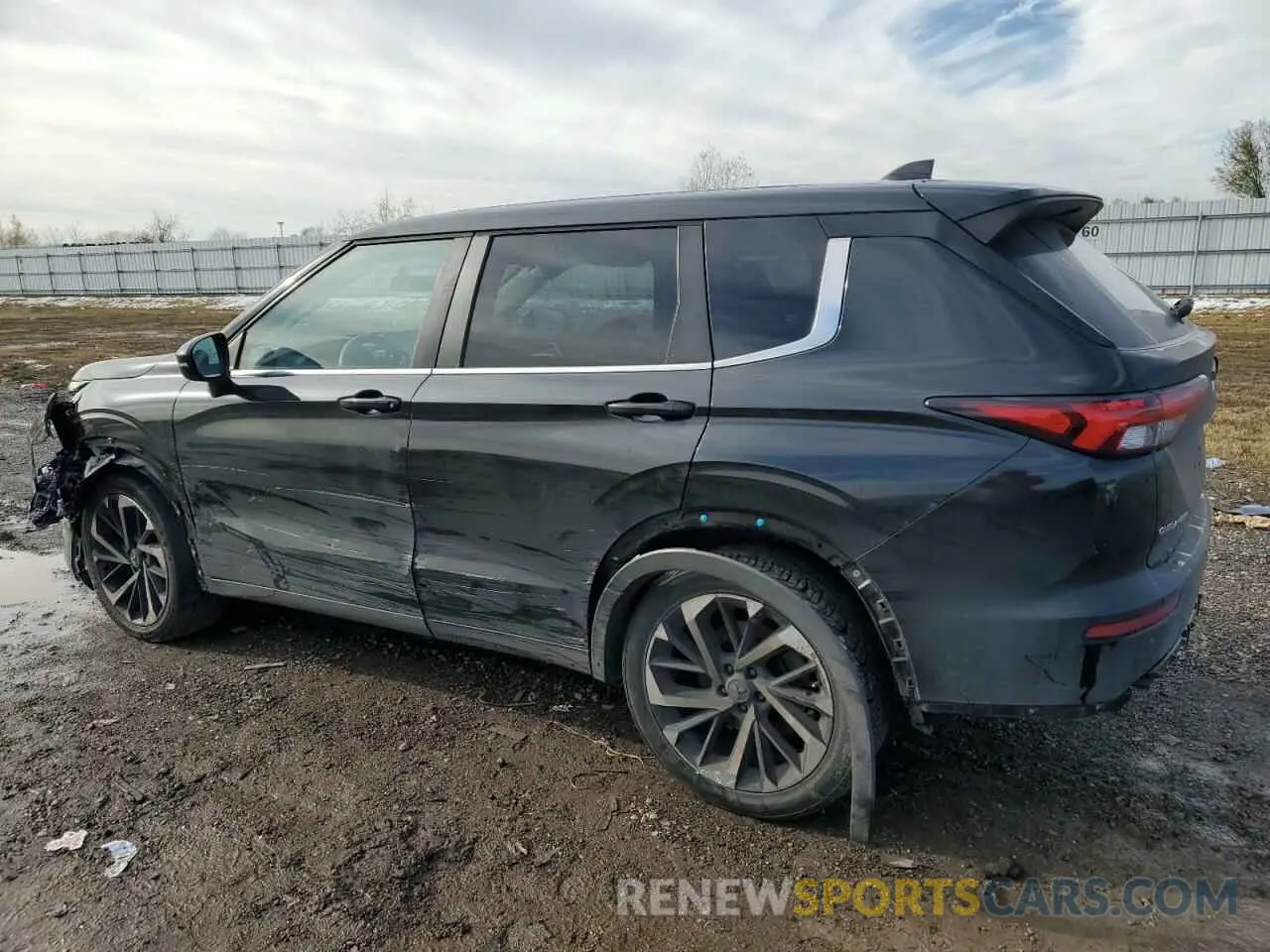 2 fotografías del automóvil dañado JA4J3TA84NZ040337 MITSUBISHI OUTLANDER 2022