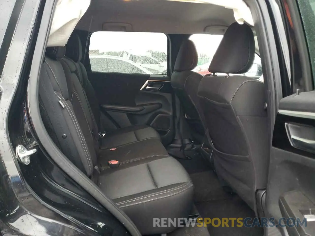 11 fotografías del automóvil dañado JA4J3TA85NZ015110 MITSUBISHI OUTLANDER 2022
