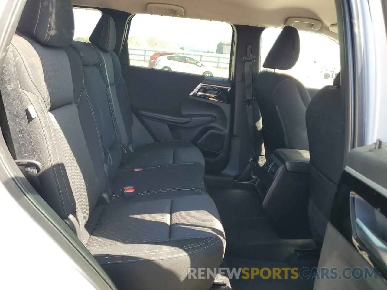 11 fotografías del automóvil dañado JA4J3TA85NZ020372 MITSUBISHI OUTLANDER 2022