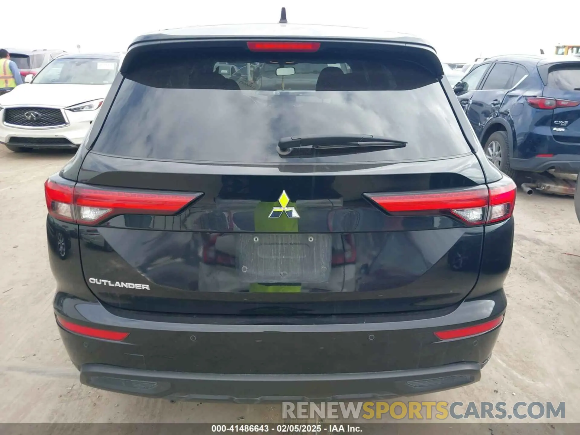 16 fotografías del automóvil dañado JA4J3TA86NZ074084 MITSUBISHI OUTLANDER 2022