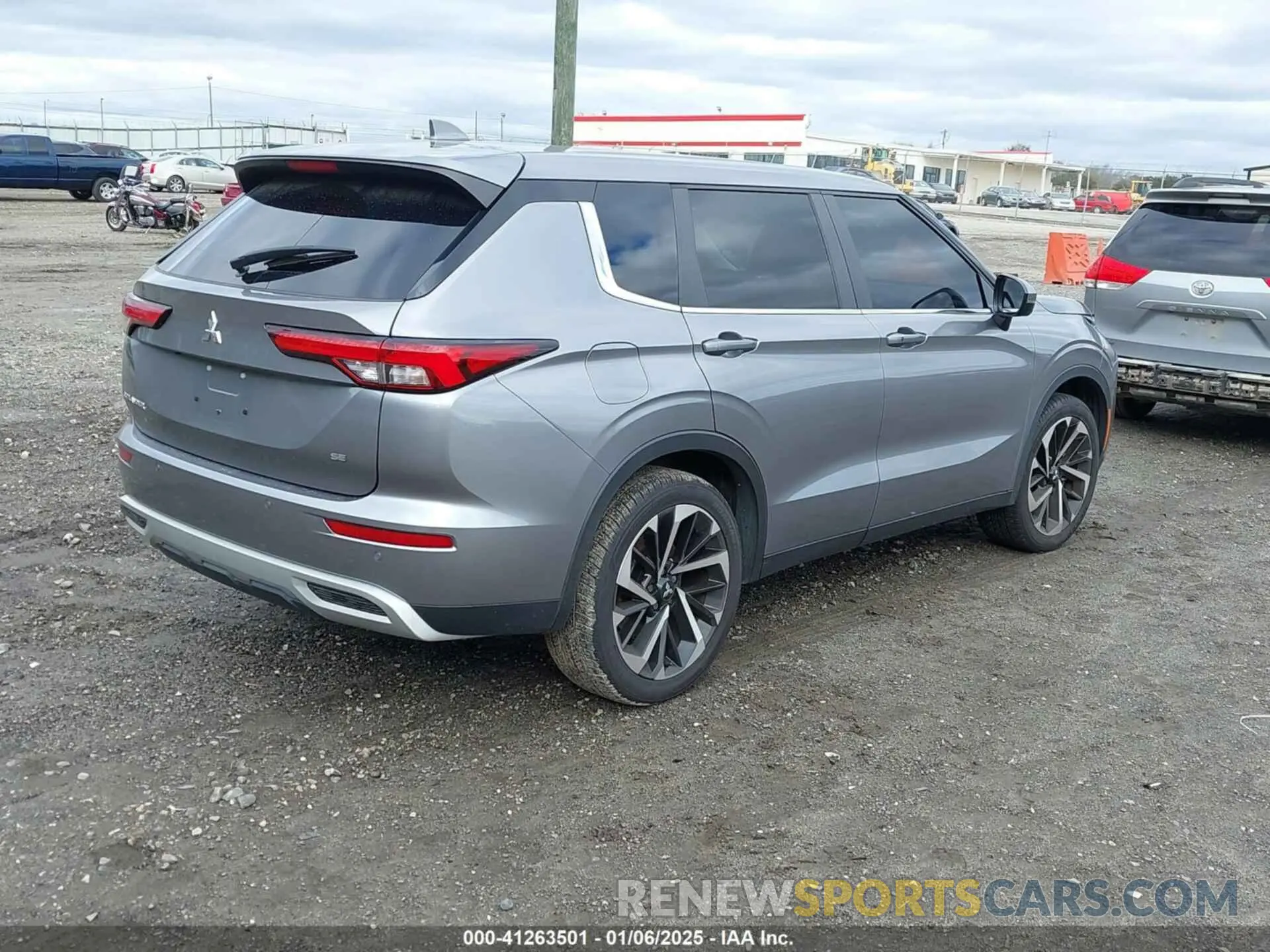 4 fotografías del automóvil dañado JA4J3UA81NZ025543 MITSUBISHI OUTLANDER 2022