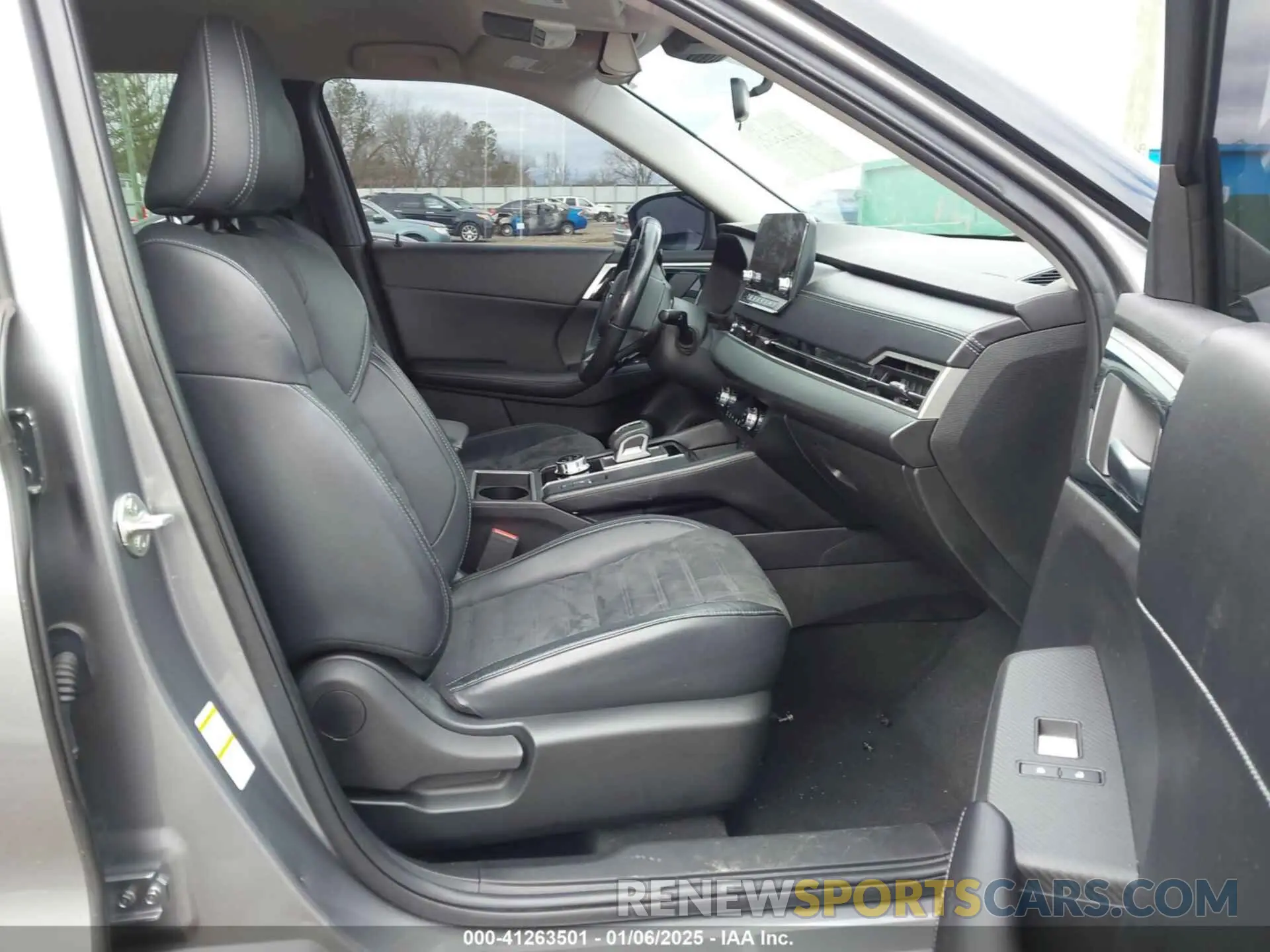 5 fotografías del automóvil dañado JA4J3UA81NZ025543 MITSUBISHI OUTLANDER 2022