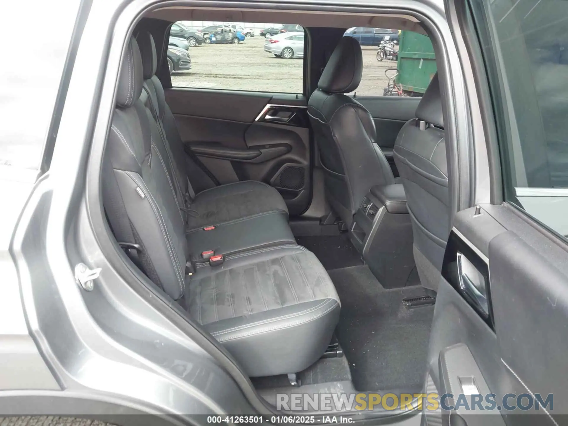 8 fotografías del automóvil dañado JA4J3UA81NZ025543 MITSUBISHI OUTLANDER 2022