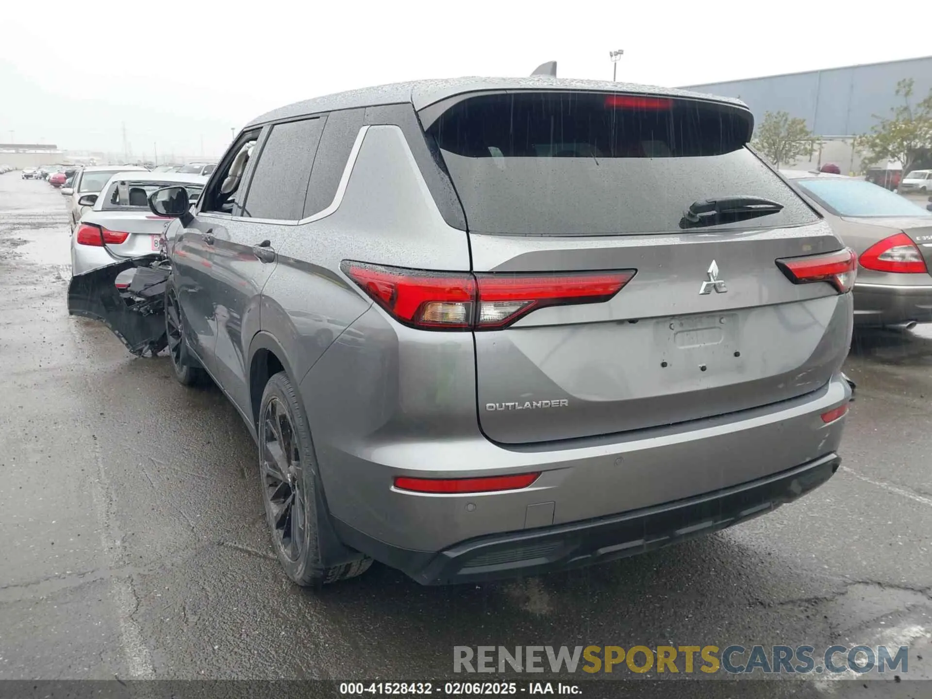 3 fotografías del automóvil dañado JA4J3UA81NZ090912 MITSUBISHI OUTLANDER 2022