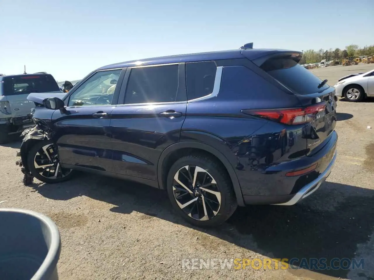 2 fotografías del automóvil dañado JA4J3UA82NZ008962 MITSUBISHI OUTLANDER 2022