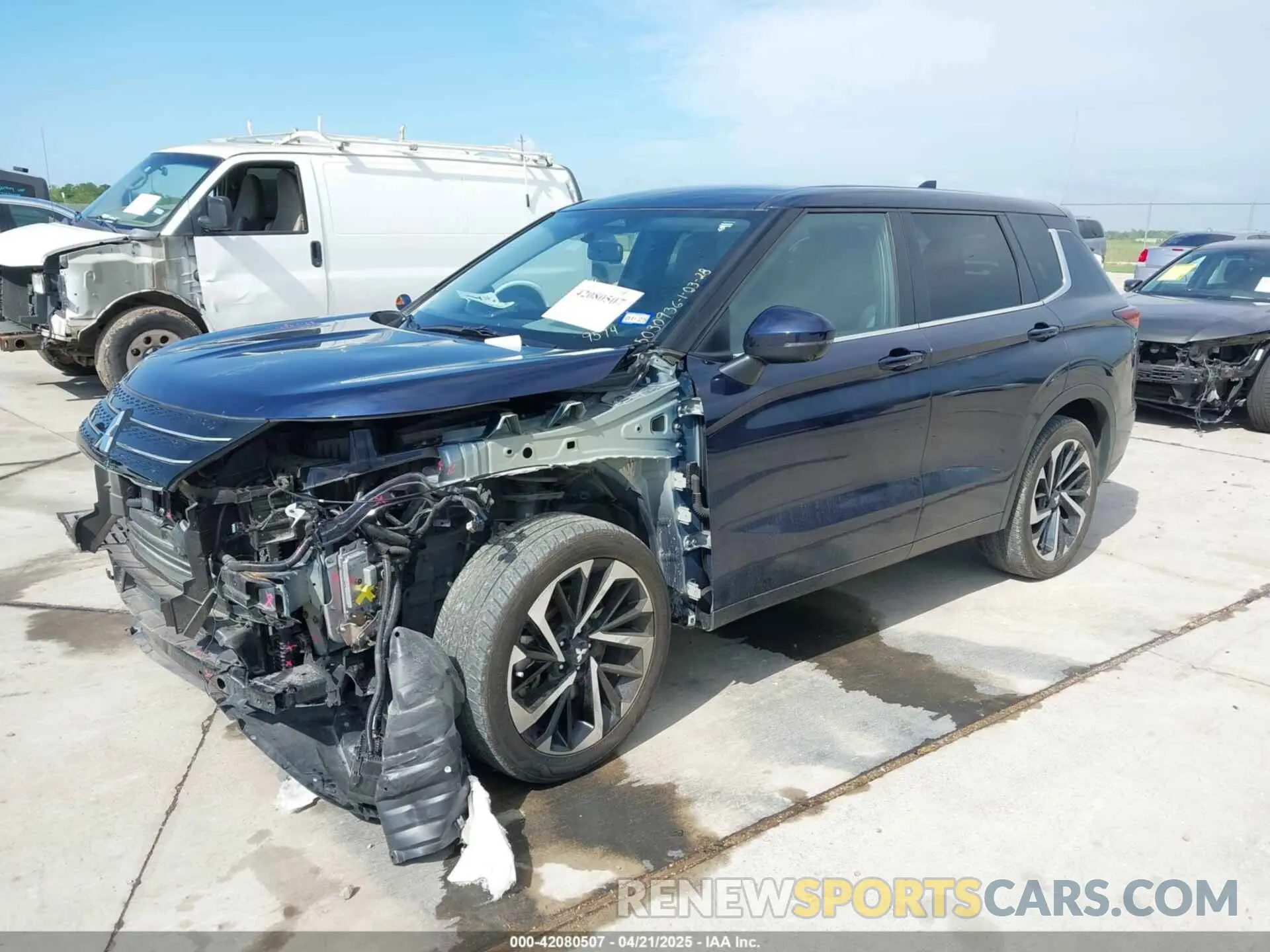 2 fotografías del automóvil dañado JA4J3UA82NZ089574 MITSUBISHI OUTLANDER 2022