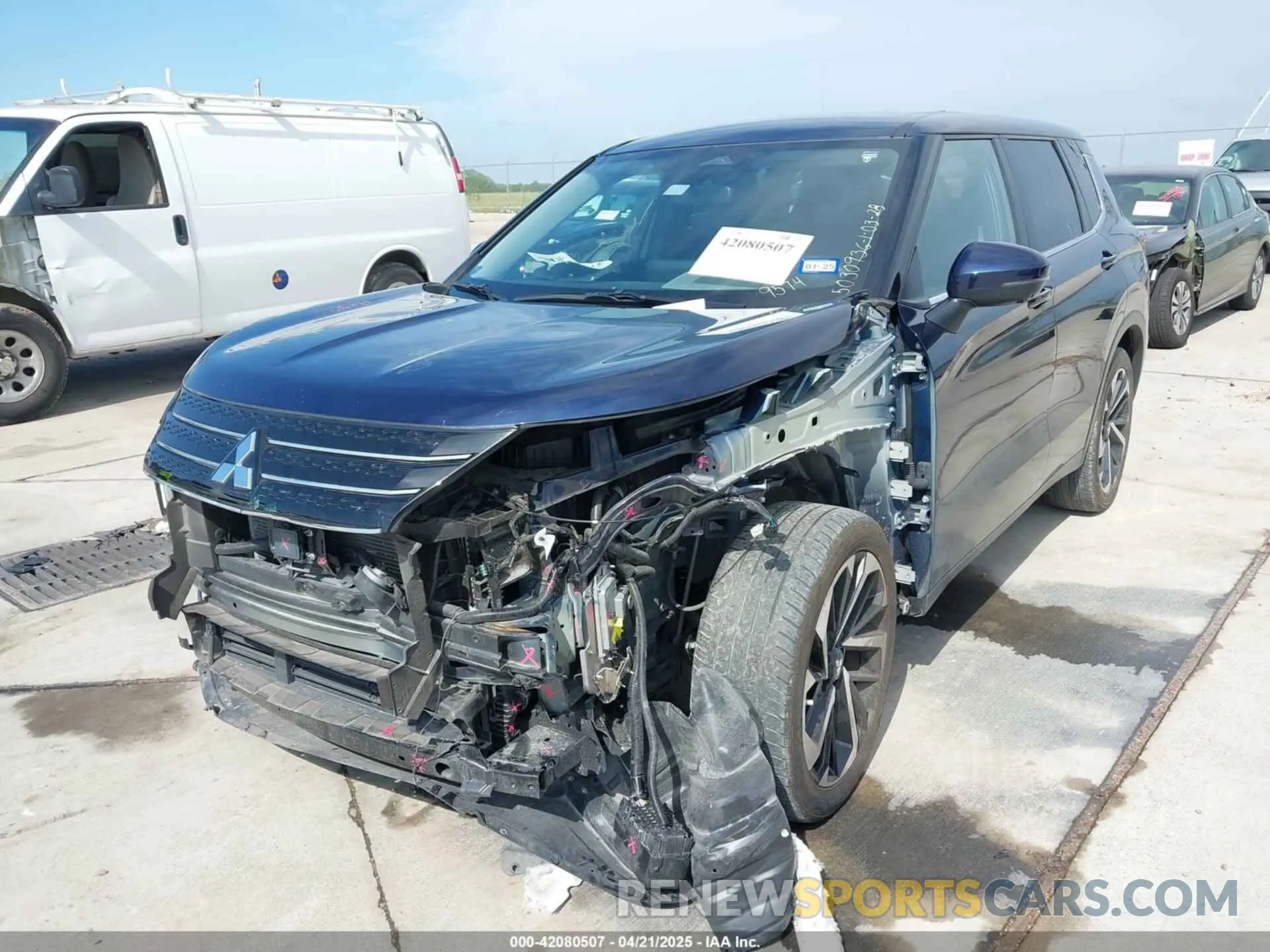 6 fotografías del automóvil dañado JA4J3UA82NZ089574 MITSUBISHI OUTLANDER 2022