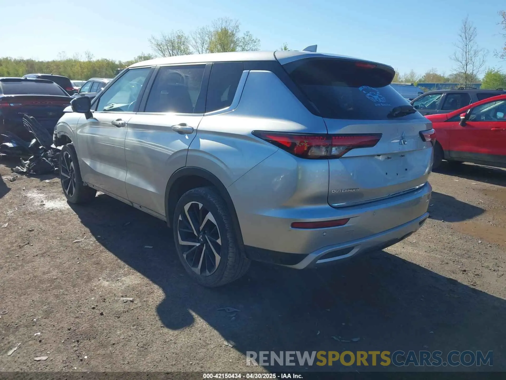 3 fotografías del automóvil dañado JA4J3UA83NZ027438 MITSUBISHI OUTLANDER 2022