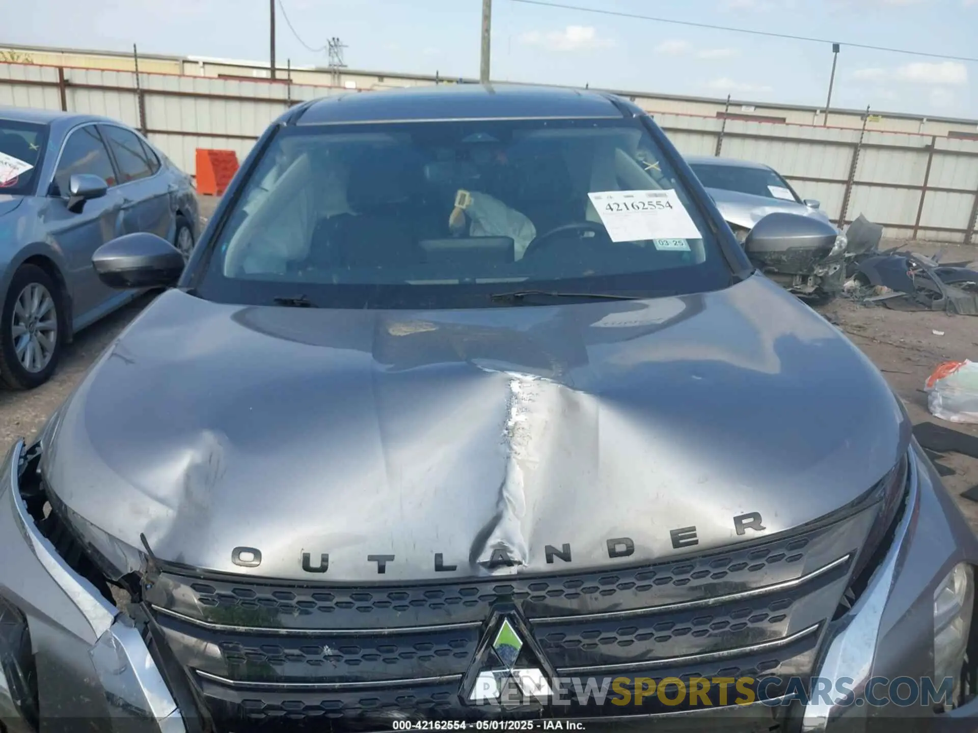 10 fotografías del automóvil dañado JA4J3UA84NZ039145 MITSUBISHI OUTLANDER 2022