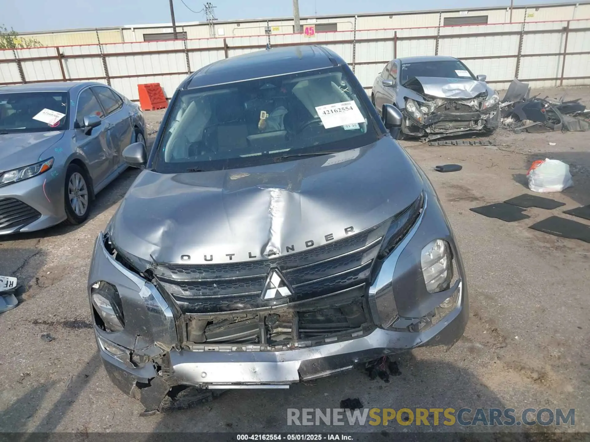 11 fotografías del automóvil dañado JA4J3UA84NZ039145 MITSUBISHI OUTLANDER 2022