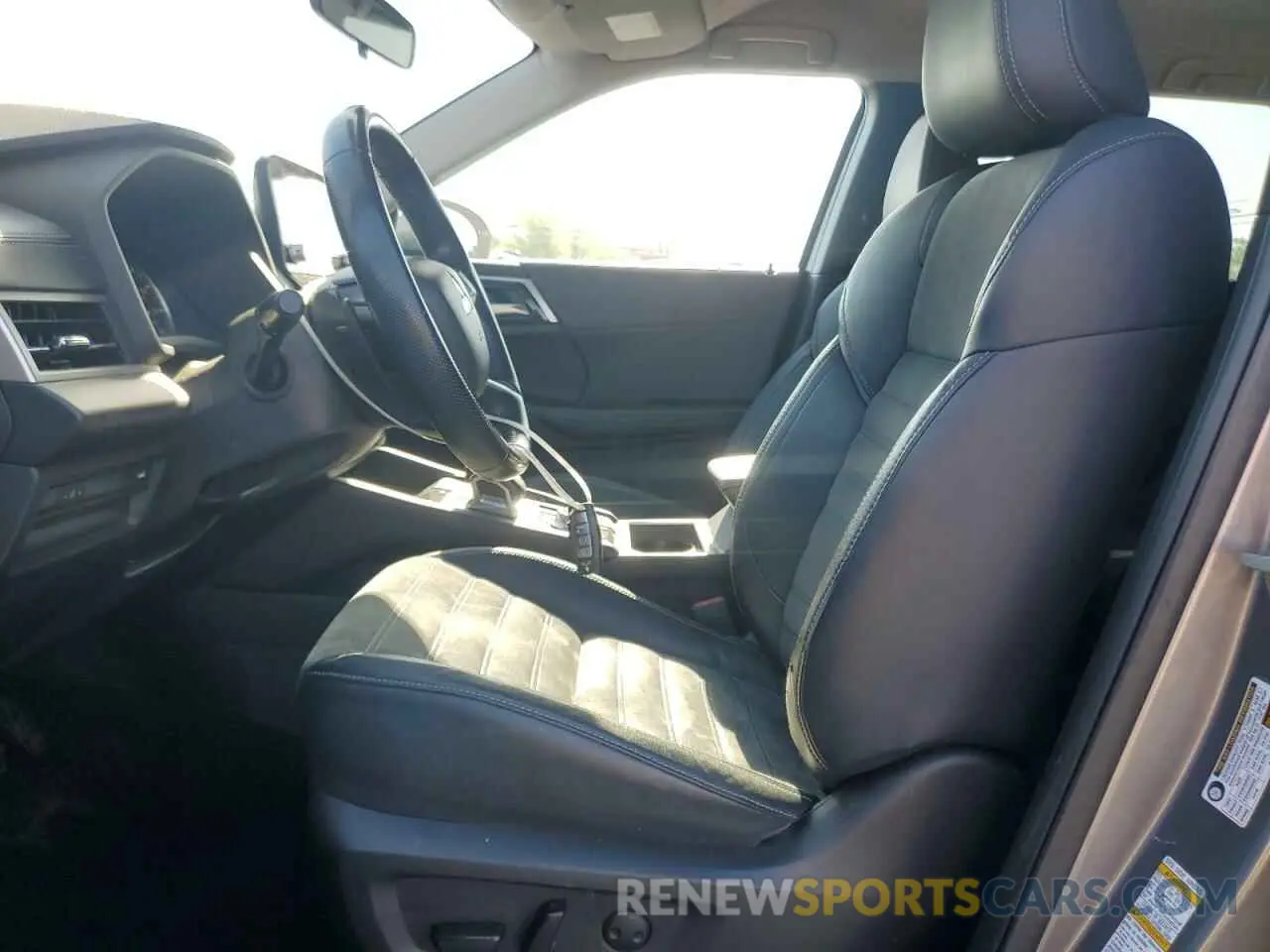 7 fotografías del automóvil dañado JA4J3UA85NZ024170 MITSUBISHI OUTLANDER 2022
