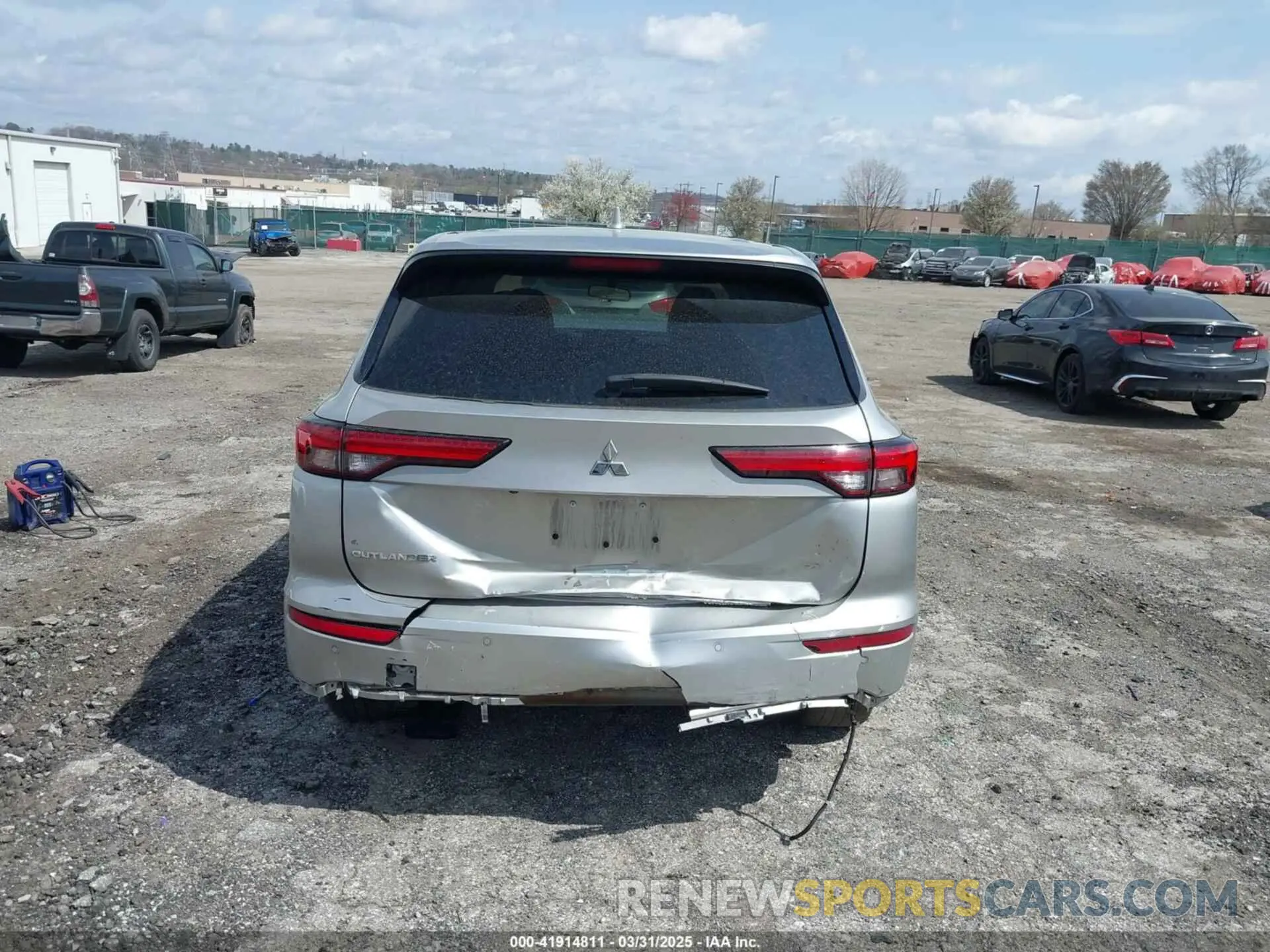 17 fotografías del automóvil dañado JA4J3UA85NZ072932 MITSUBISHI OUTLANDER 2022