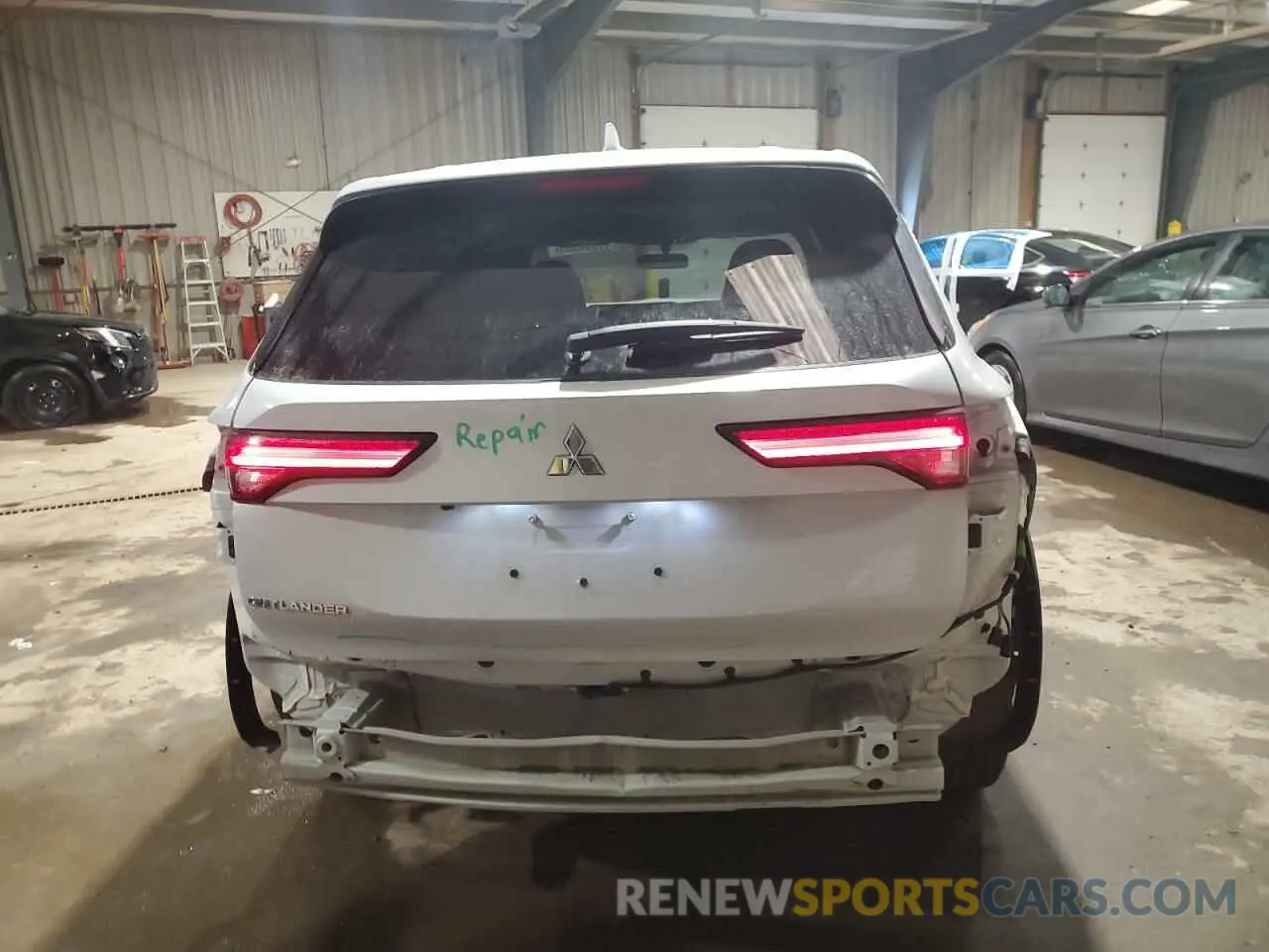 6 fotografías del automóvil dañado JA4J3UA87NZ089344 MITSUBISHI OUTLANDER 2022
