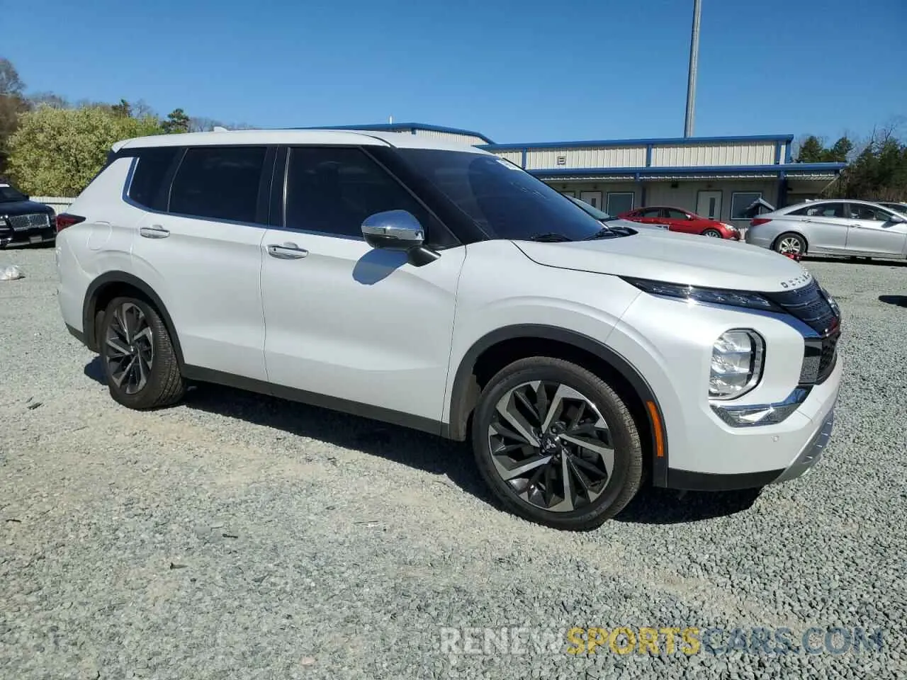 4 fotografías del automóvil dañado JA4J3UA88NZ068468 MITSUBISHI OUTLANDER 2022