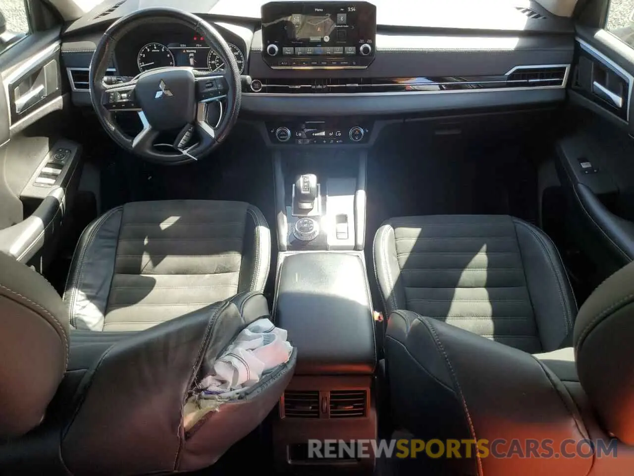 8 fotografías del automóvil dañado JA4J3UA88NZ068468 MITSUBISHI OUTLANDER 2022