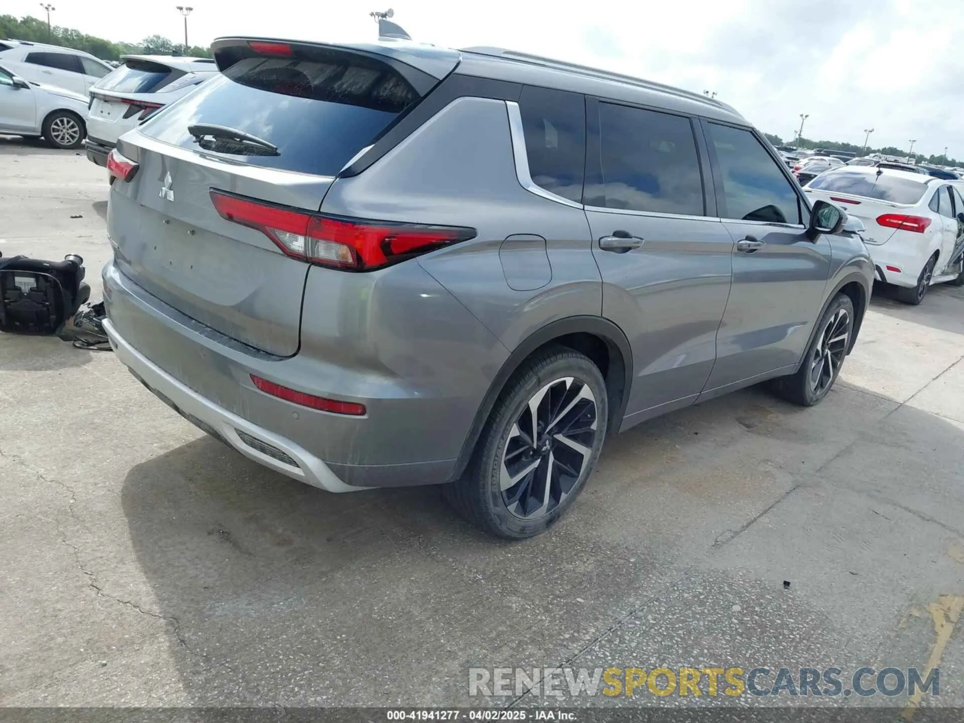 4 fotografías del automóvil dañado JA4J3VA86NZ058107 MITSUBISHI OUTLANDER 2022