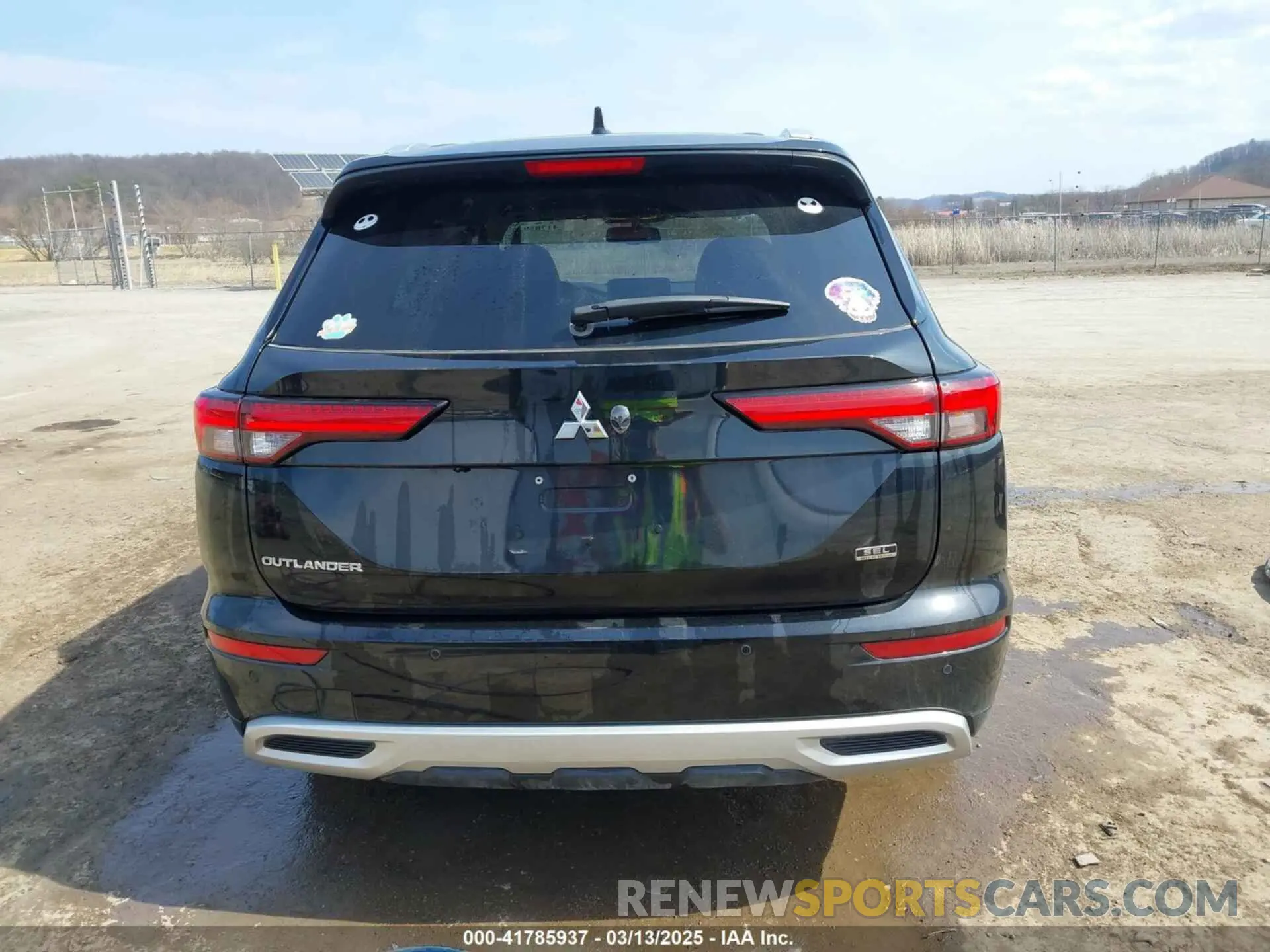17 fotografías del automóvil dañado JA4J3VA86NZ059337 MITSUBISHI OUTLANDER 2022