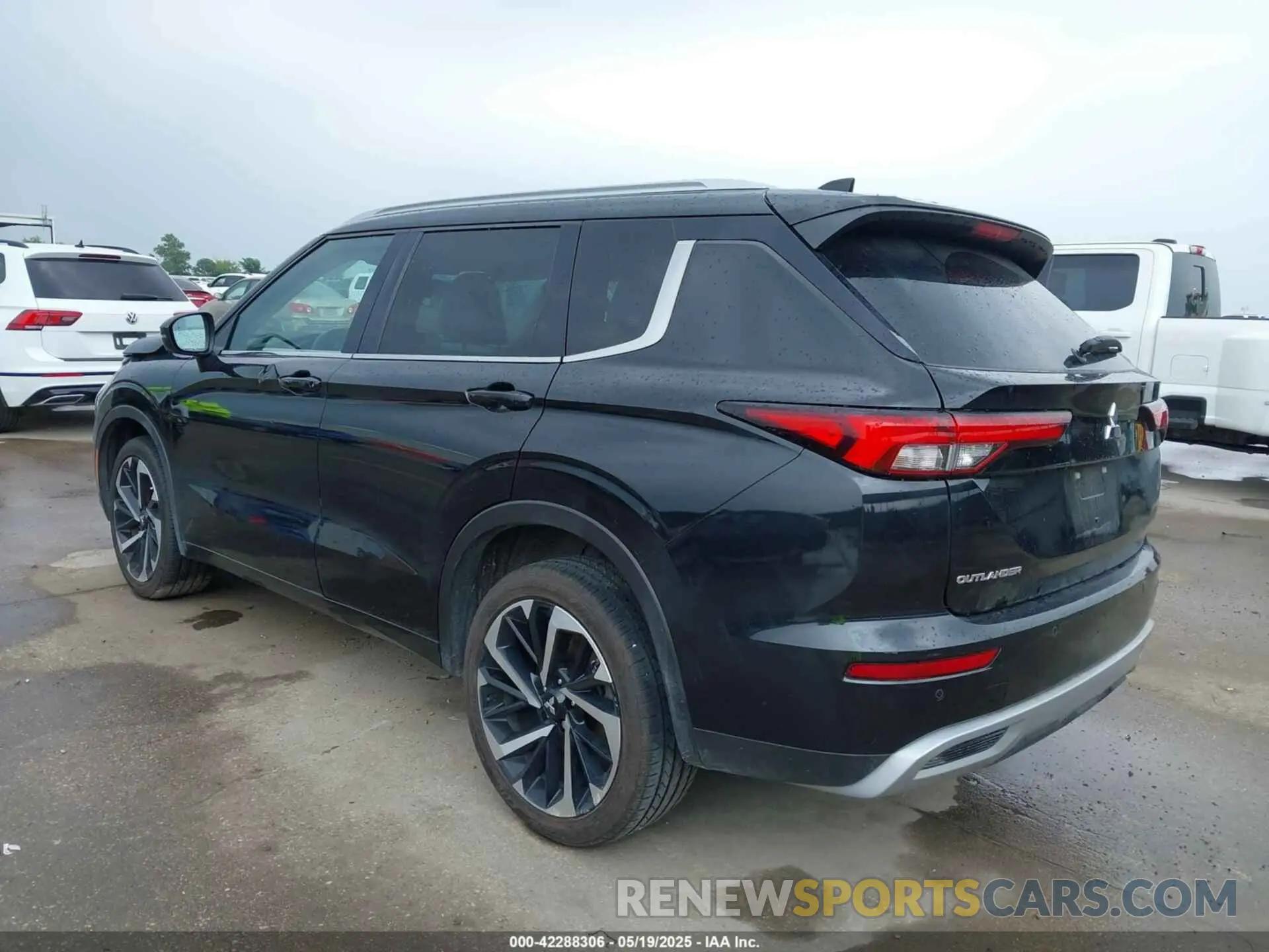 3 fotografías del automóvil dañado JA4J3VA86NZ086876 MITSUBISHI OUTLANDER 2022