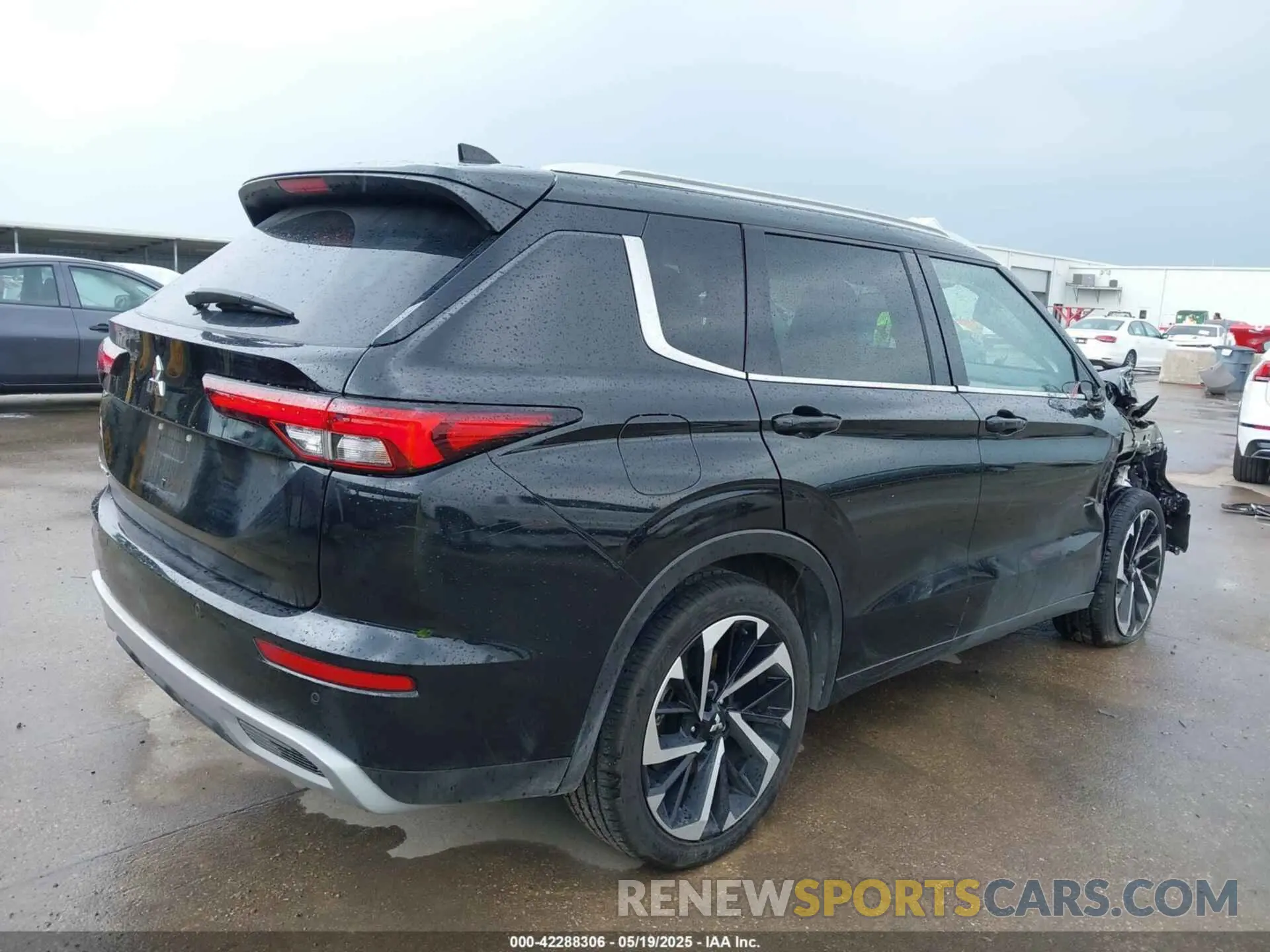 4 fotografías del automóvil dañado JA4J3VA86NZ086876 MITSUBISHI OUTLANDER 2022