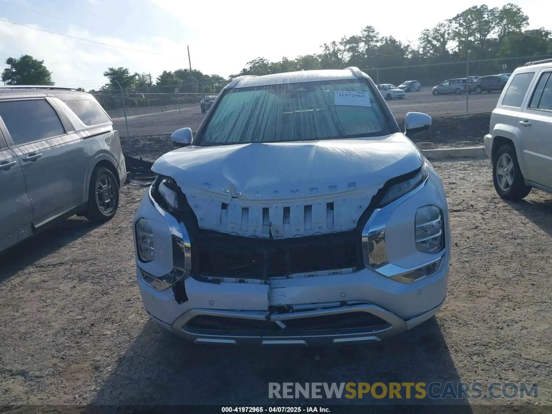 12 fotografías del automóvil dañado JA4J3VA86NZ087848 MITSUBISHI OUTLANDER 2022