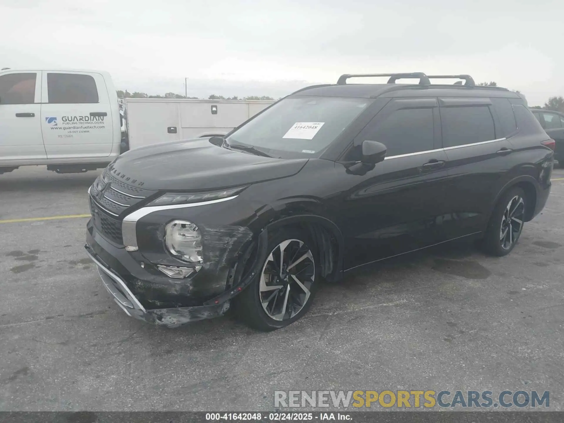 2 fotografías del automóvil dañado JA4J3VA88NZ055256 MITSUBISHI OUTLANDER 2022