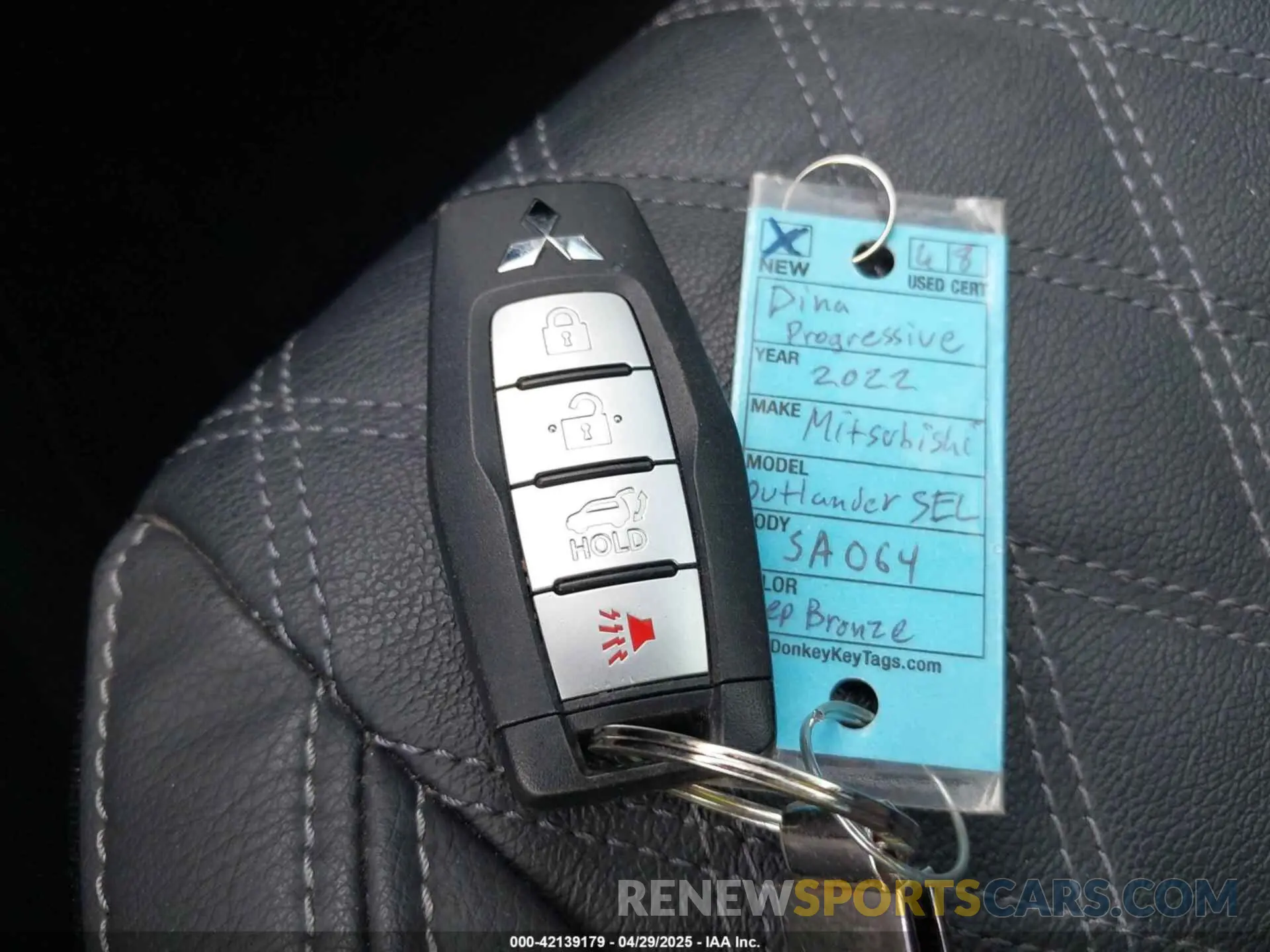11 fotografías del automóvil dañado JA4J3VA88NZ090055 MITSUBISHI OUTLANDER 2022