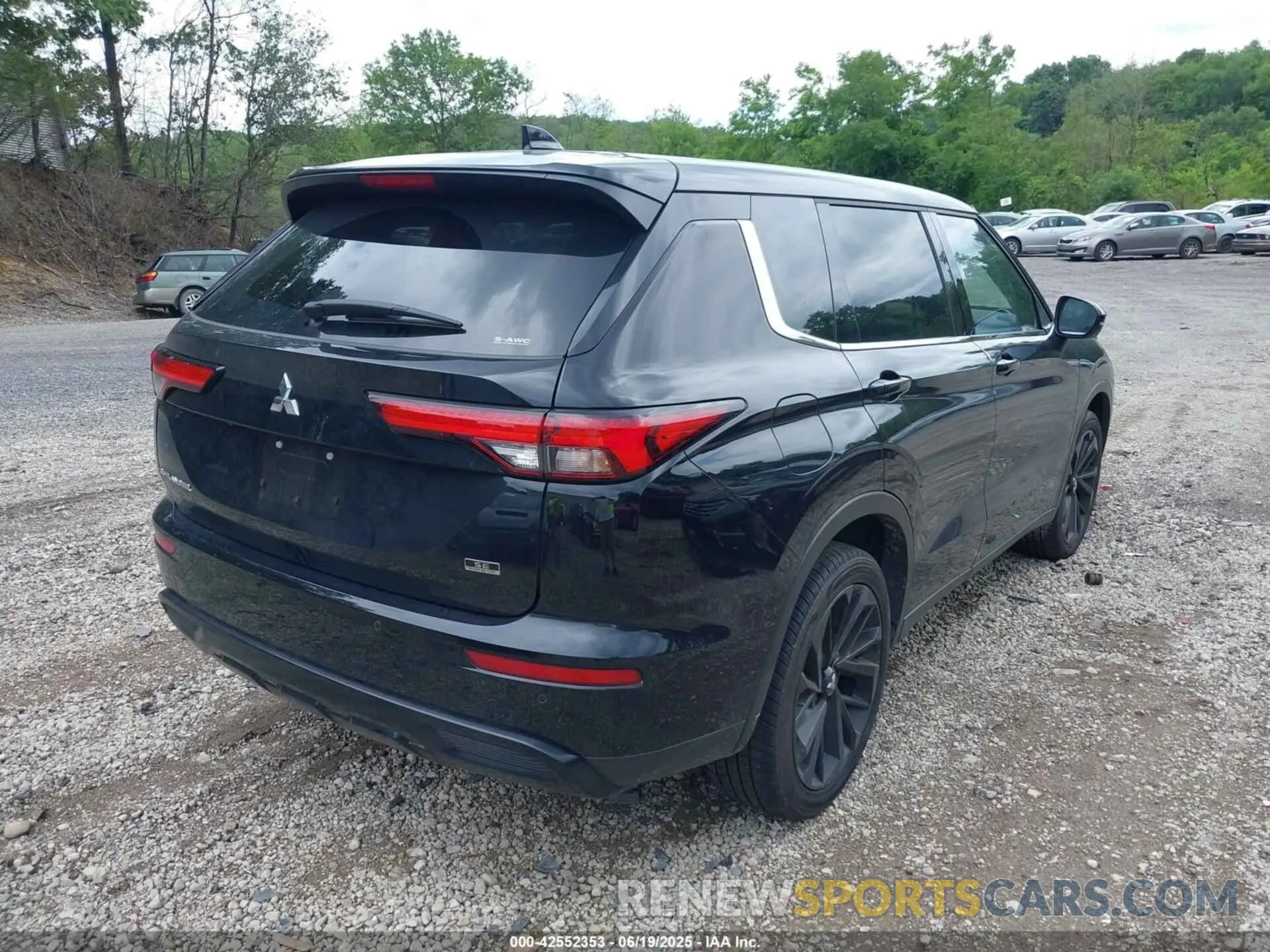 4 fotografías del automóvil dañado JA4J4TA82NZ013764 MITSUBISHI OUTLANDER 2022