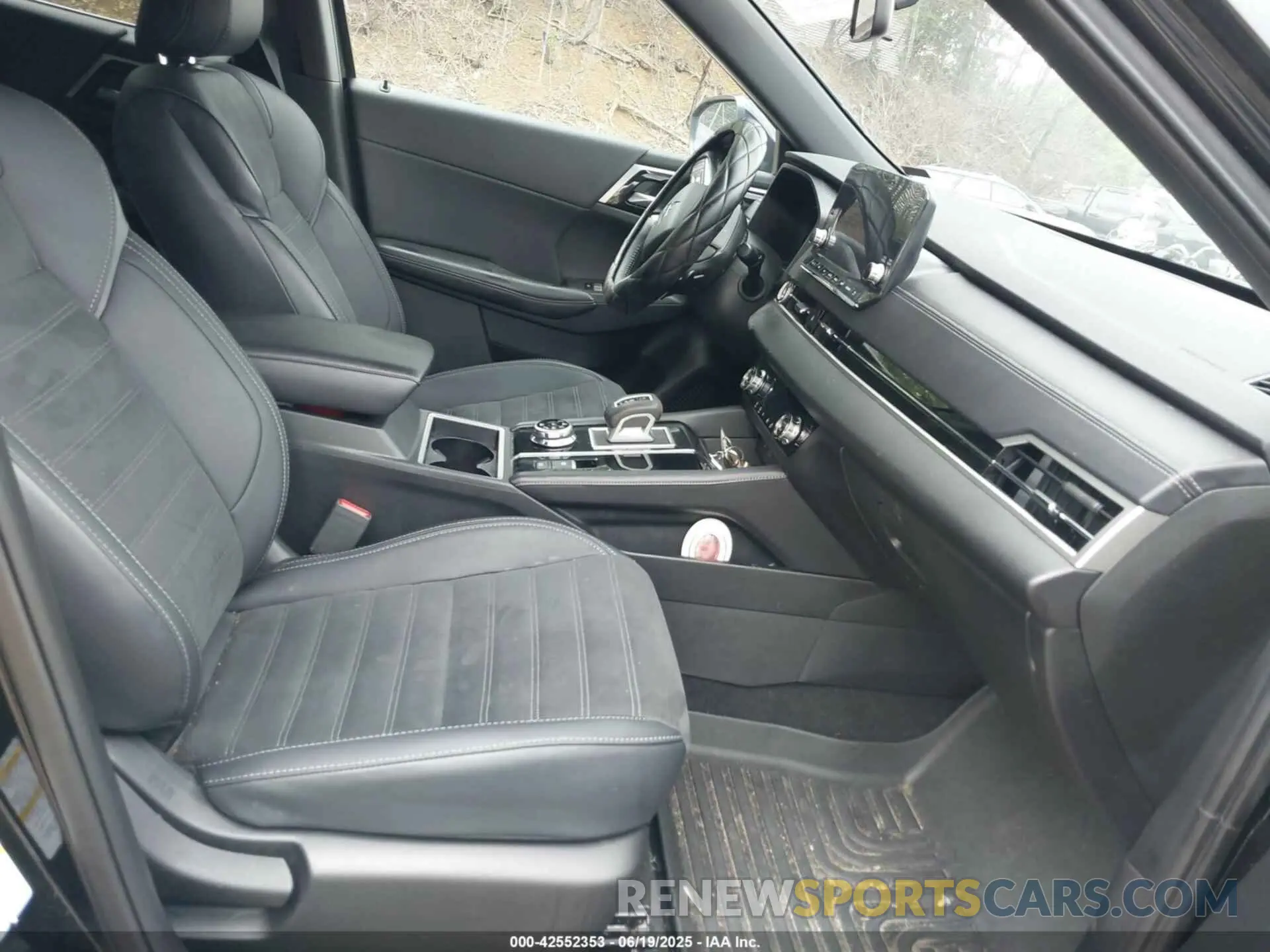 5 fotografías del automóvil dañado JA4J4TA82NZ013764 MITSUBISHI OUTLANDER 2022