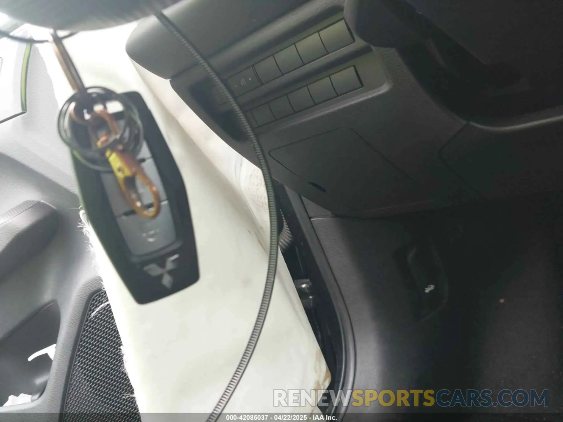 11 fotografías del automóvil dañado JA4J4TA82NZ047946 MITSUBISHI OUTLANDER 2022