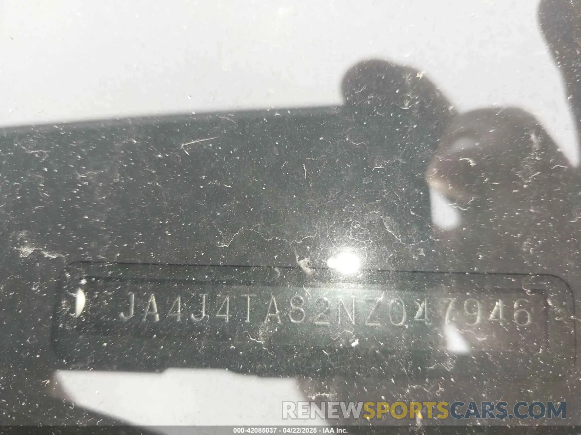 20 fotografías del automóvil dañado JA4J4TA82NZ047946 MITSUBISHI OUTLANDER 2022