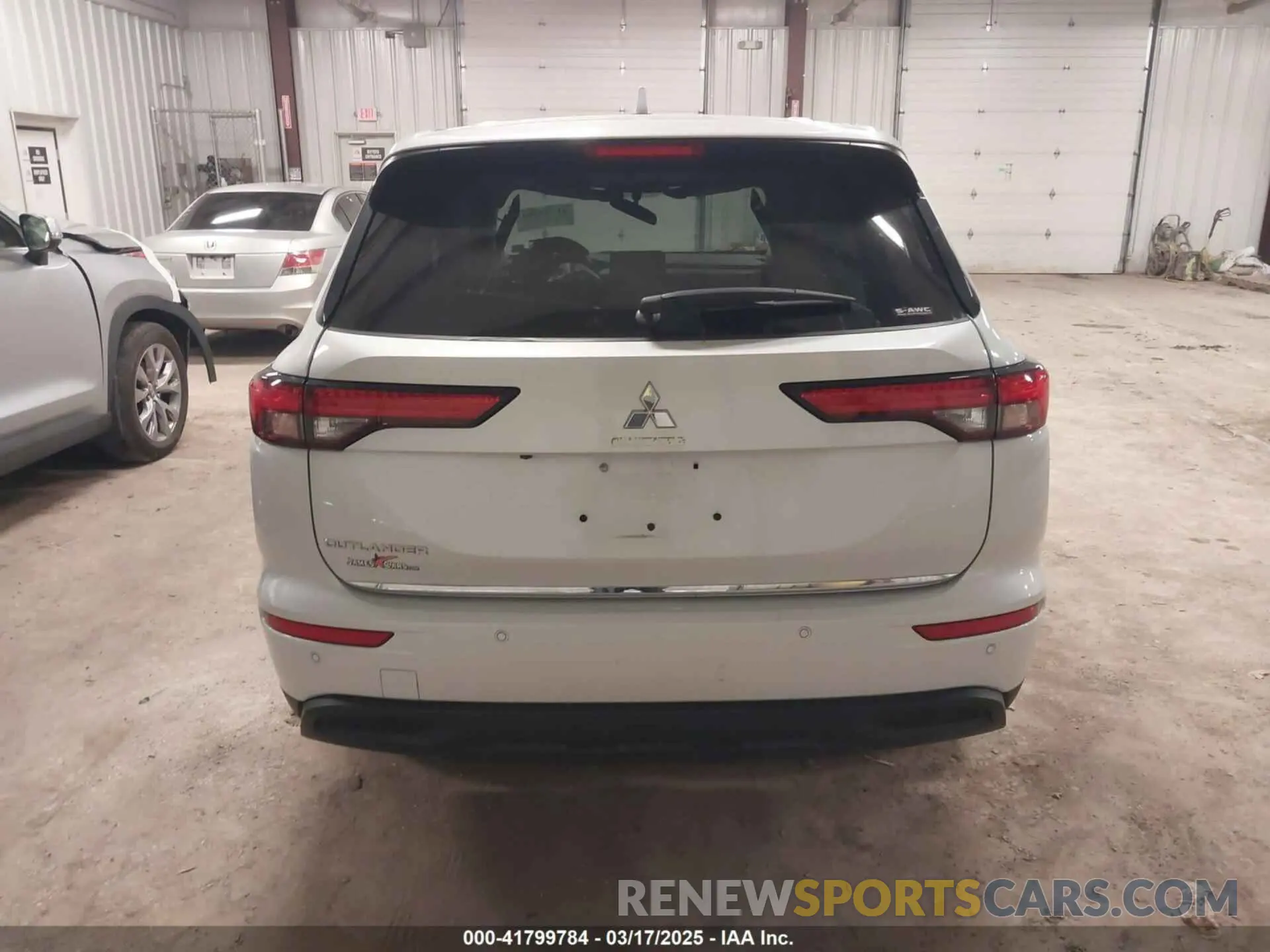 16 fotografías del automóvil dañado JA4J4TA83NZ039905 MITSUBISHI OUTLANDER 2022