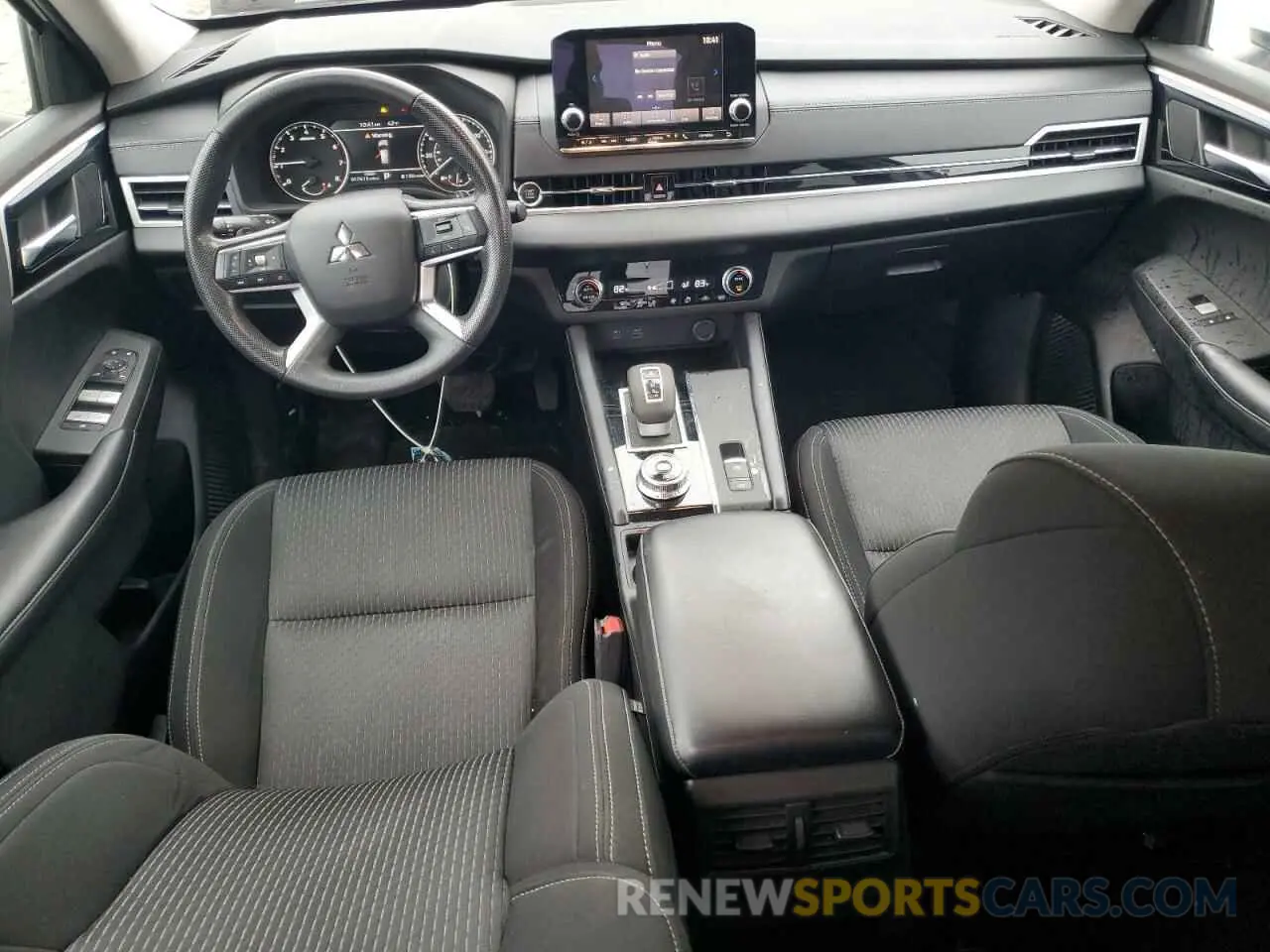8 fotografías del automóvil dañado JA4J4TA84NZ052534 MITSUBISHI OUTLANDER 2022
