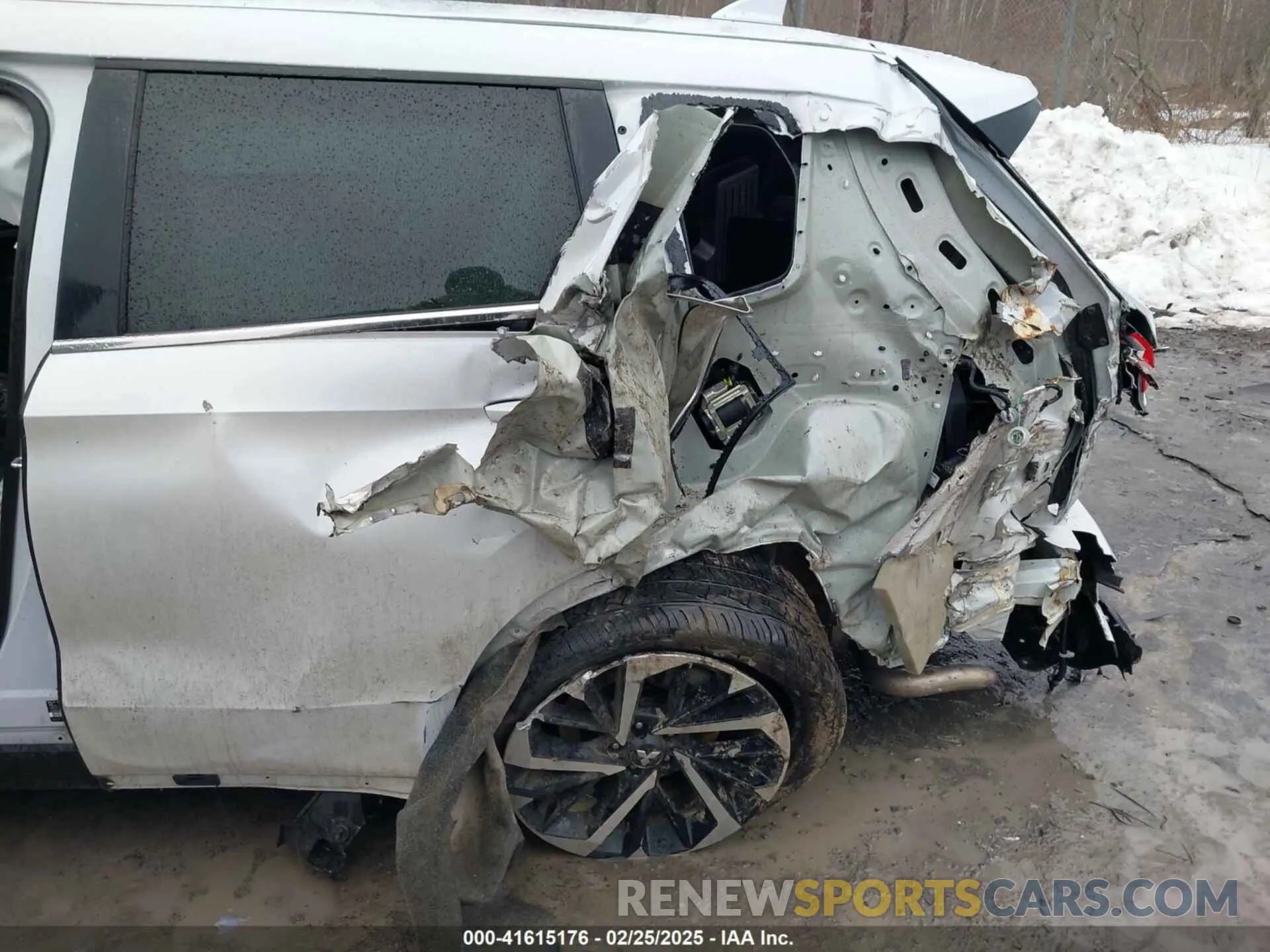6 fotografías del automóvil dañado JA4J4TA85NZ039730 MITSUBISHI OUTLANDER 2022