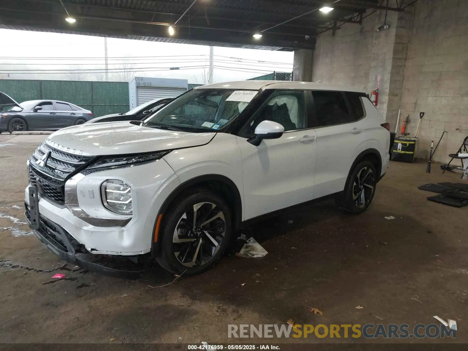 2 fotografías del automóvil dañado JA4J4TA88NZ029452 MITSUBISHI OUTLANDER 2022