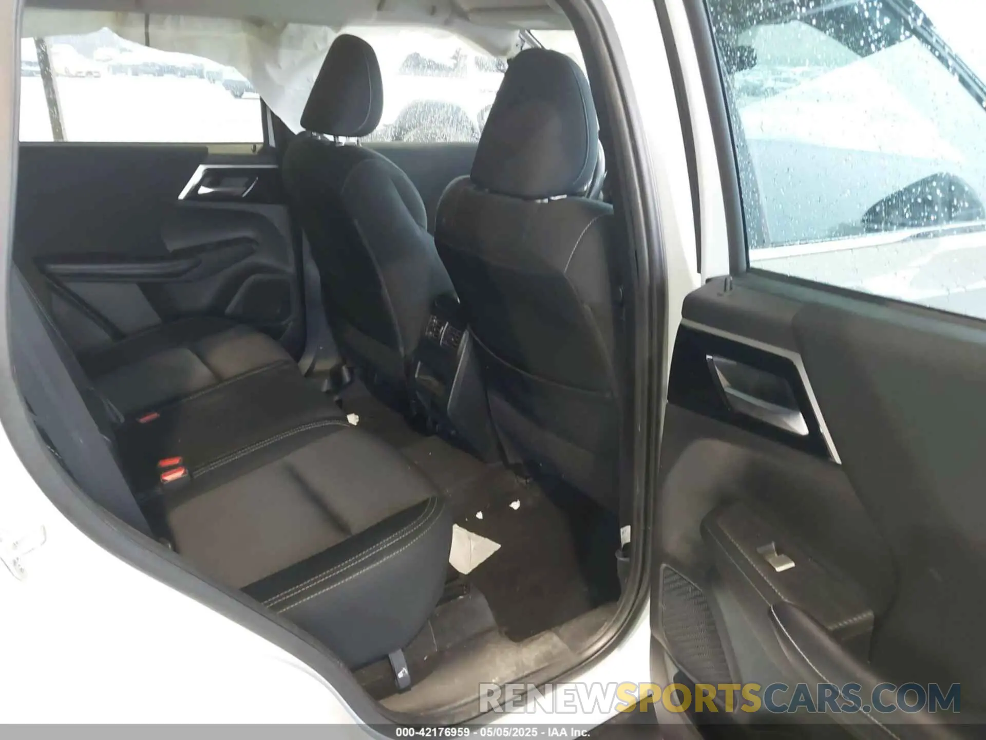 8 fotografías del automóvil dañado JA4J4TA88NZ029452 MITSUBISHI OUTLANDER 2022